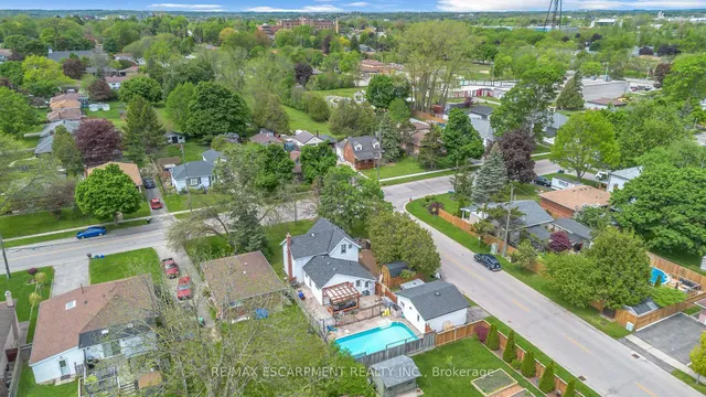 35 James Ave, Brantford