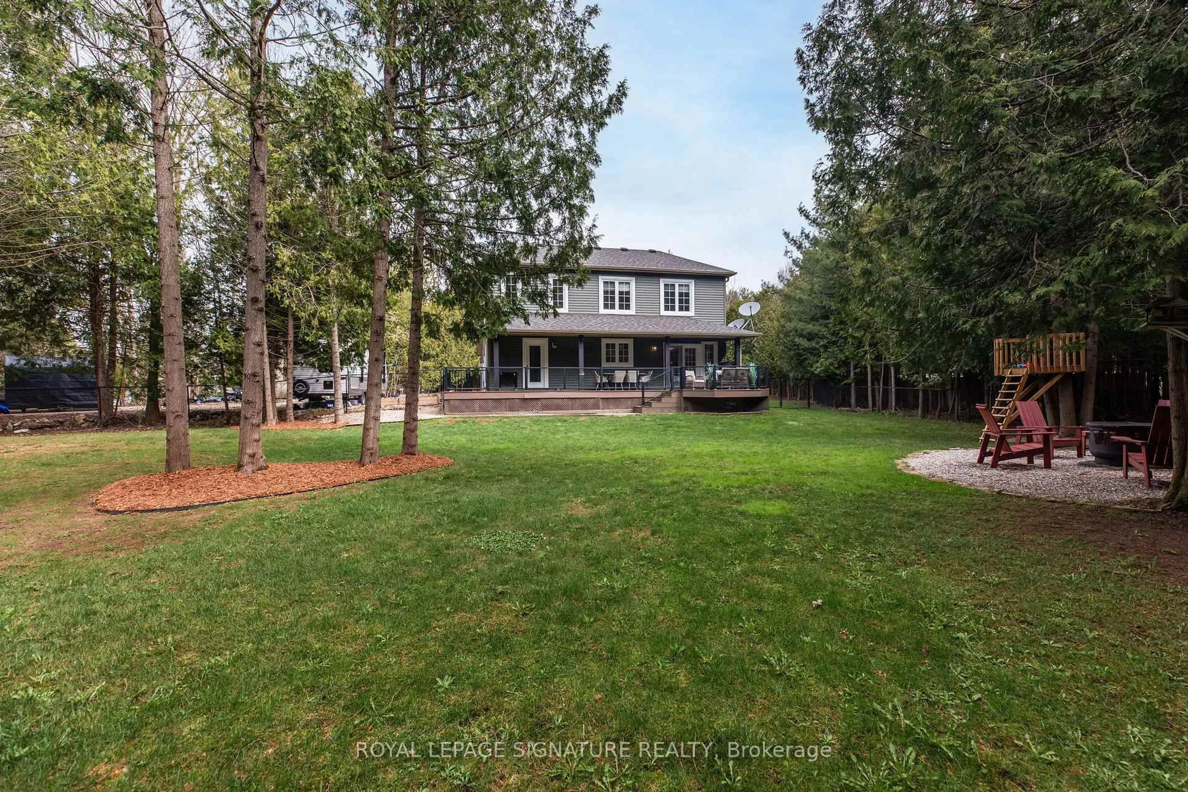 A pic from outside/outdoor area/front of a property/back of a property/a pic from drone, unknown for 777320 Highway 10, Chatsworth Ontario N0H 1R0