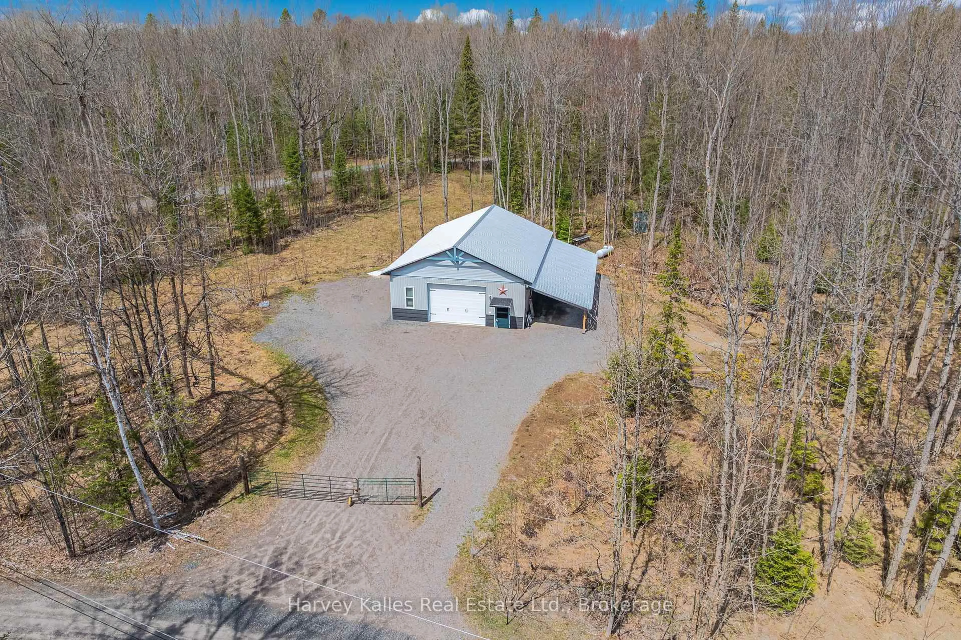 A pic from outside/outdoor area/front of a property/back of a property/a pic from drone, forest/trees view for 40 Sunset Cove Rd, Seguin Ontario P2A 0B4
