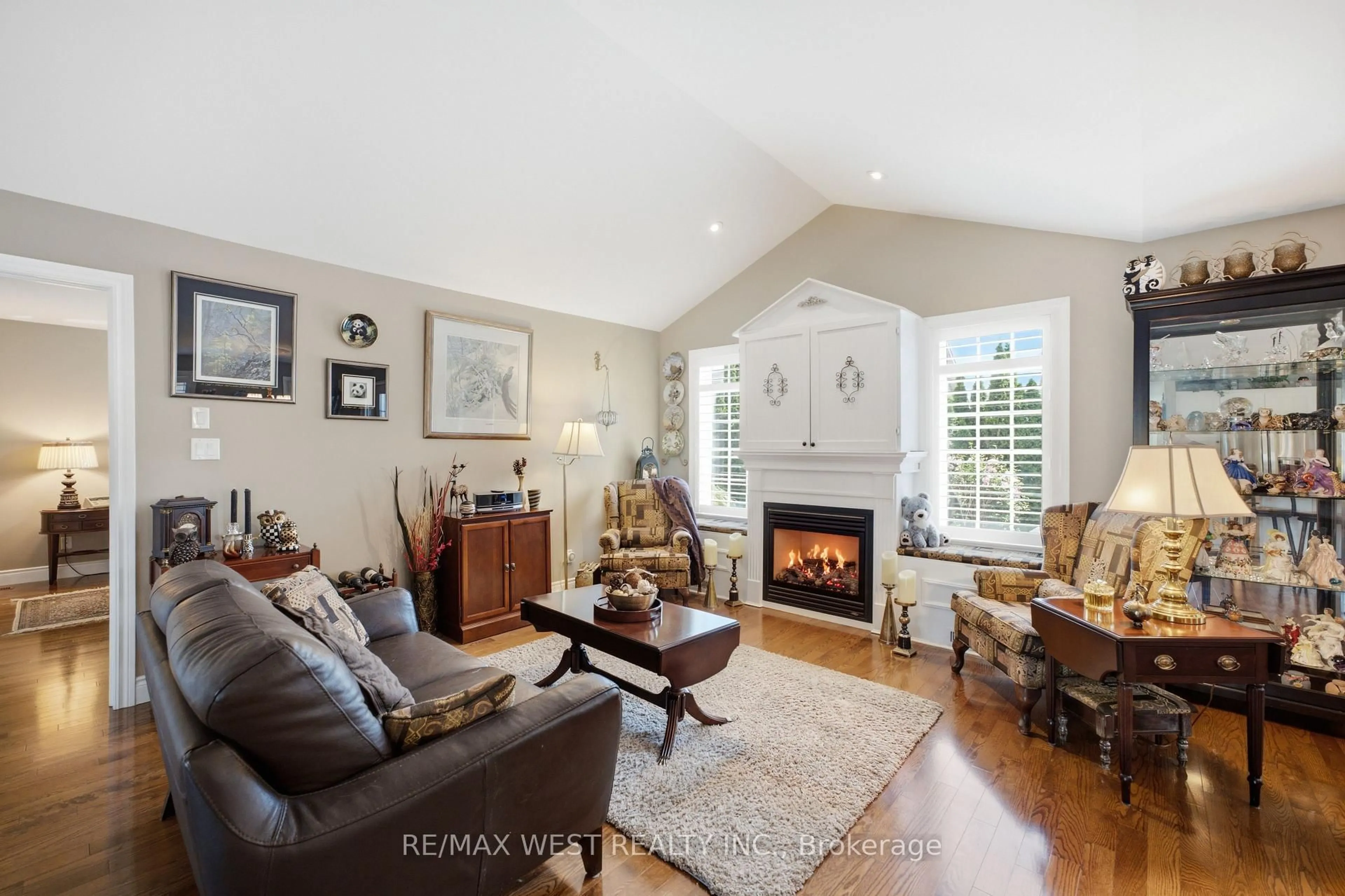 Living room with furniture, unknown for 289 Raglan St, Brighton Ontario K0K 1H0