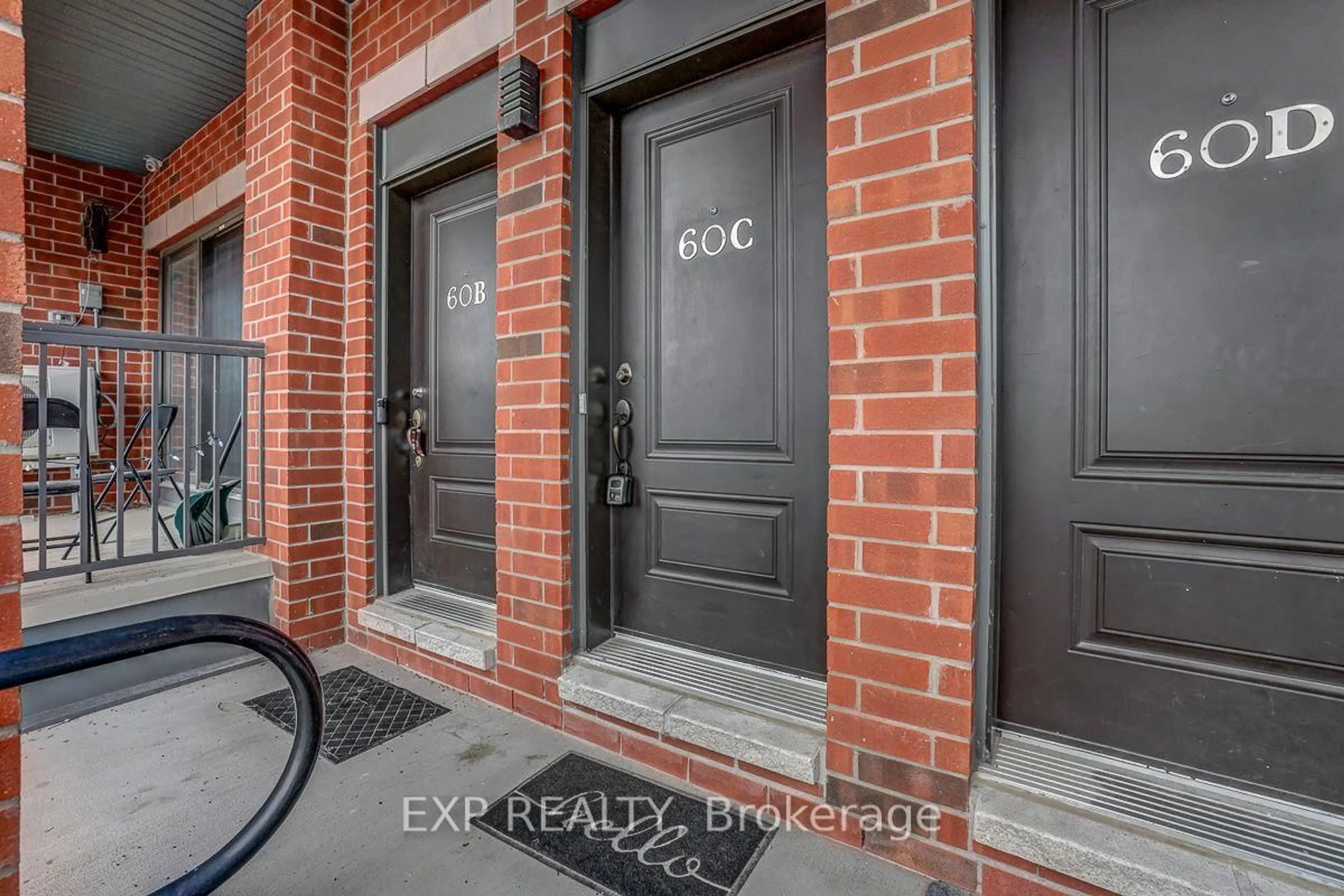 Indoor entryway for 60 Jaguar Private #C, Ottawa Ontario K2V 0J2