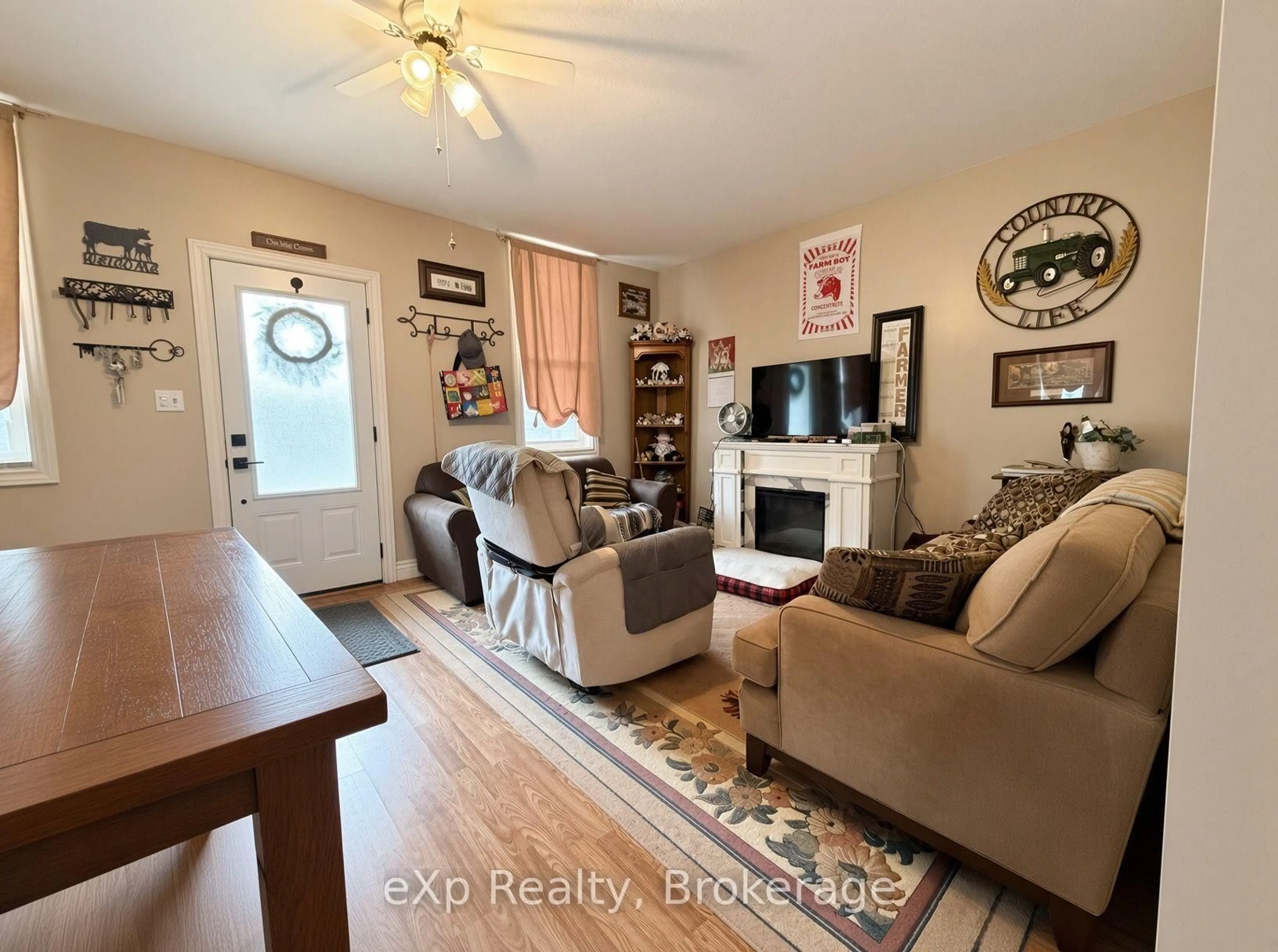 Living room with furniture, unknown for 118 Elora St, South Bruce Ontario N0G 2J0
