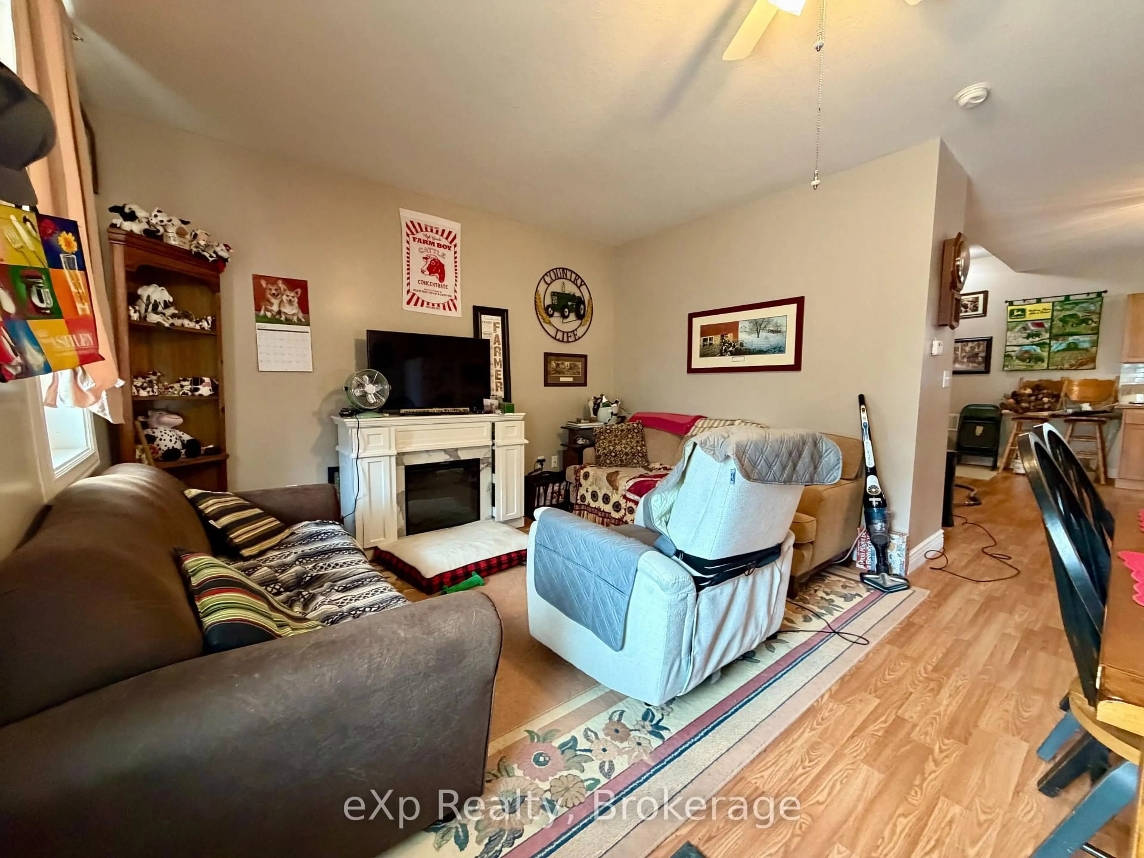 Living room with furniture, unknown for 118 Elora St, South Bruce Ontario N0G 2J0