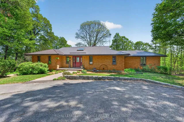 4362 Sills Bay Rd, Sydenham