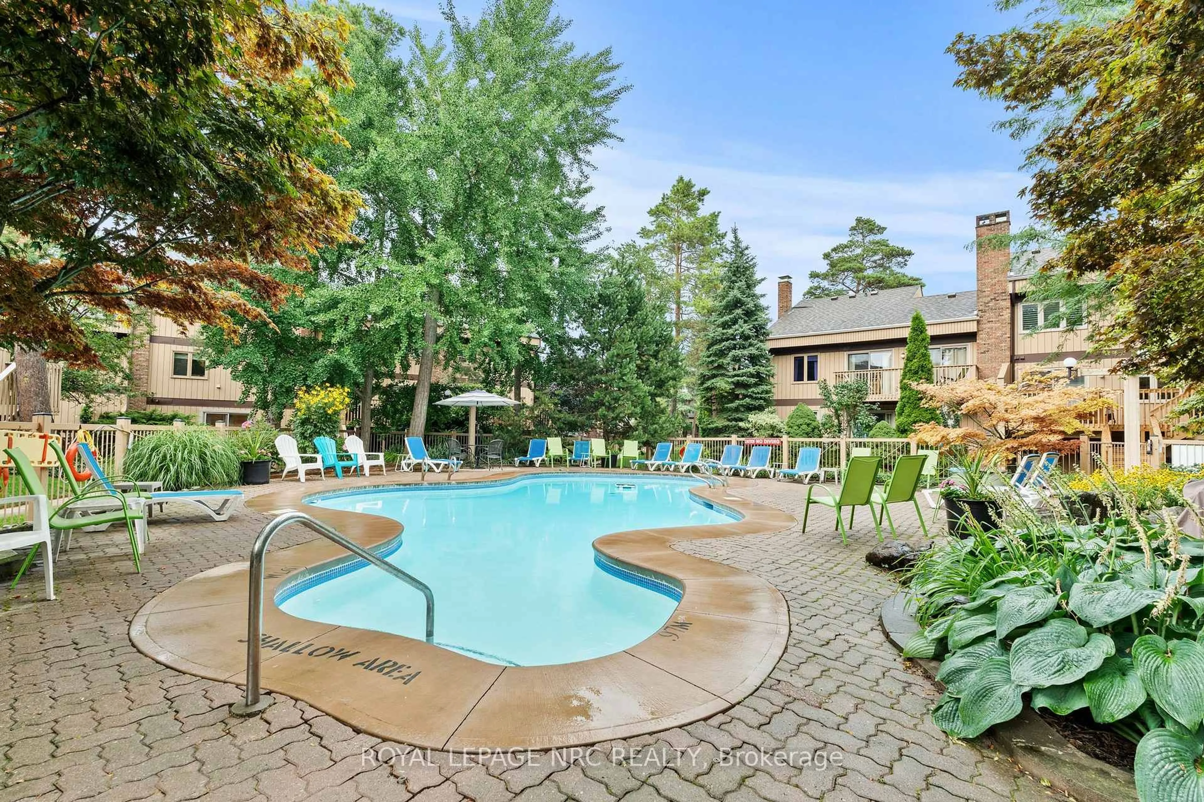 Pool for 178 Scott St #15, St. Catharines Ontario L2N 6Y5