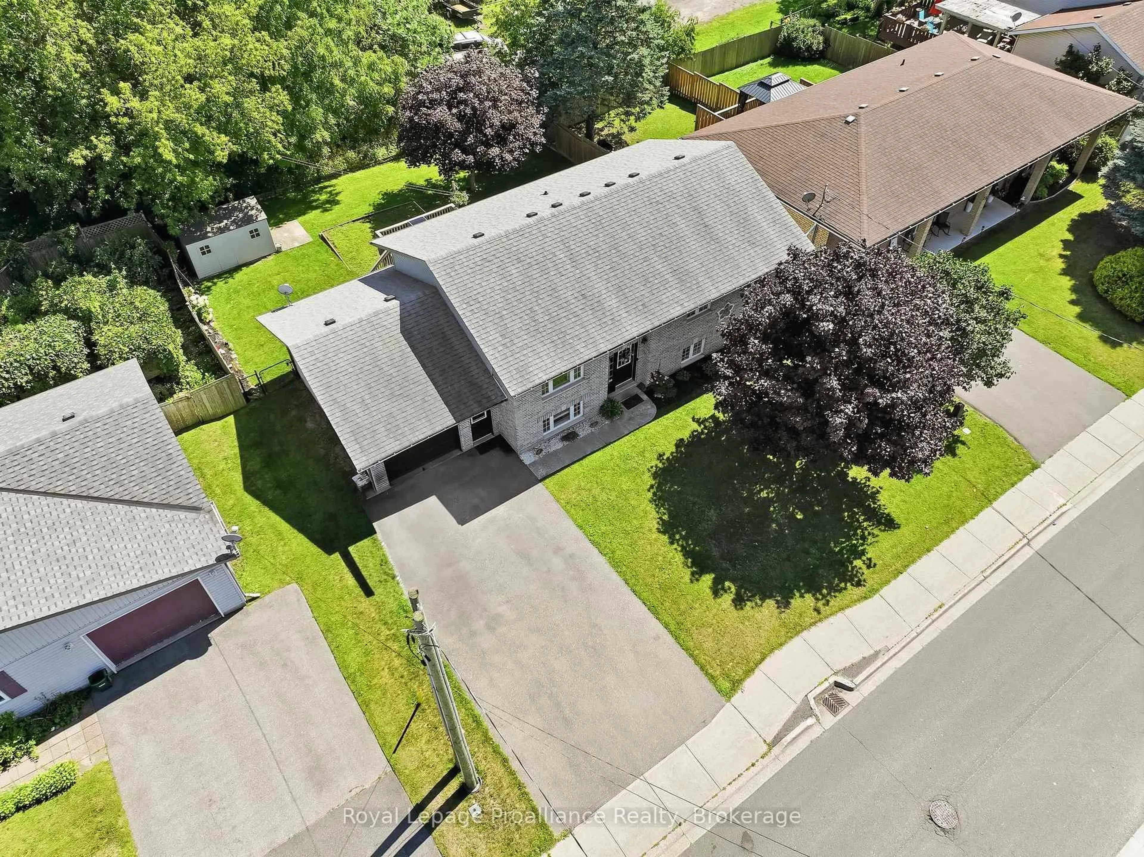 A pic from outside/outdoor area/front of a property/back of a property/a pic from drone, street for 51 Richardson St, Brighton Ontario K0K 1H0