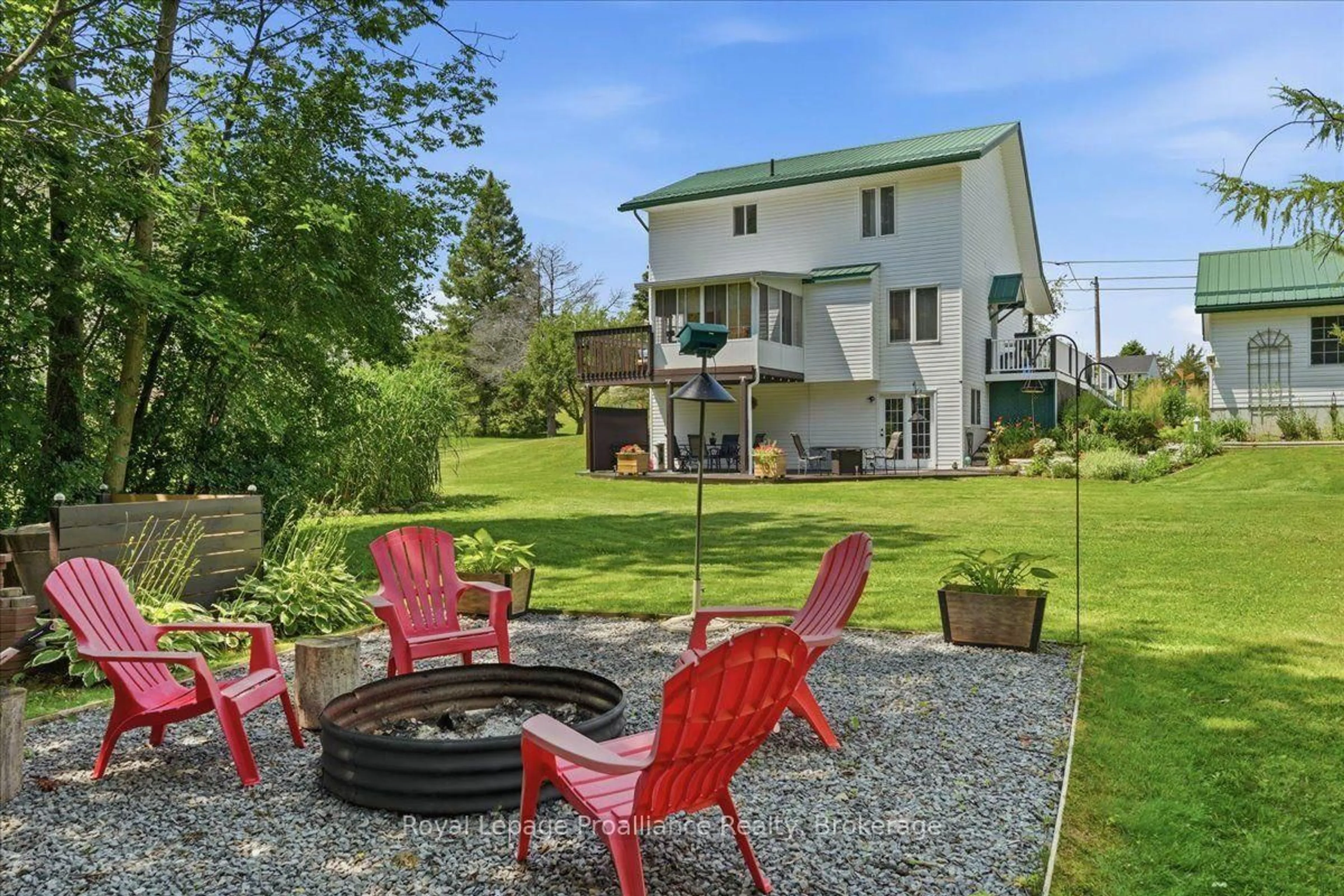 Patio, unknown for 155 Downs Rd, Quinte West Ontario K8V 0A9