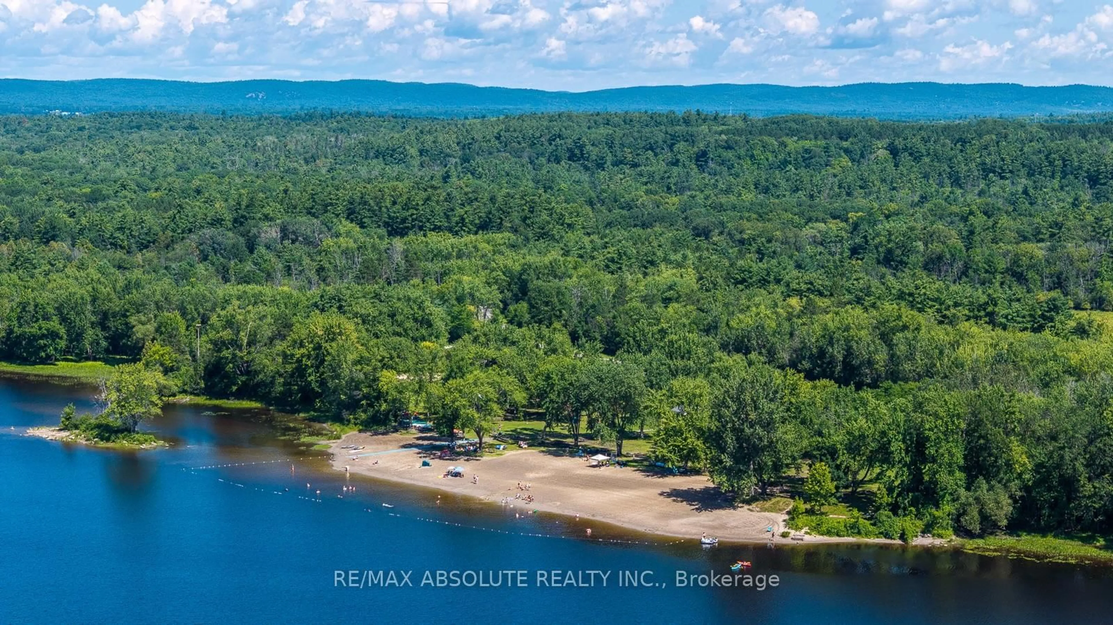 A pic from outside/outdoor area/front of a property/back of a property/a pic from drone, water/lake/river/ocean view for 140 Creek Dr, Carp - Dunrobin - Huntley - Fitzroy and Area Ontario K1A 1X0