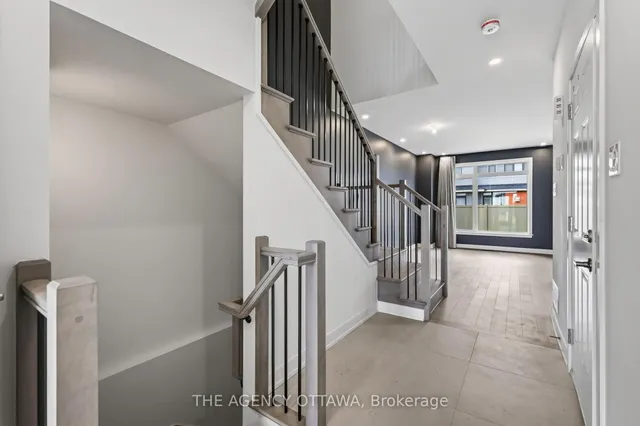 1202 Spoor St, Ottawa 5