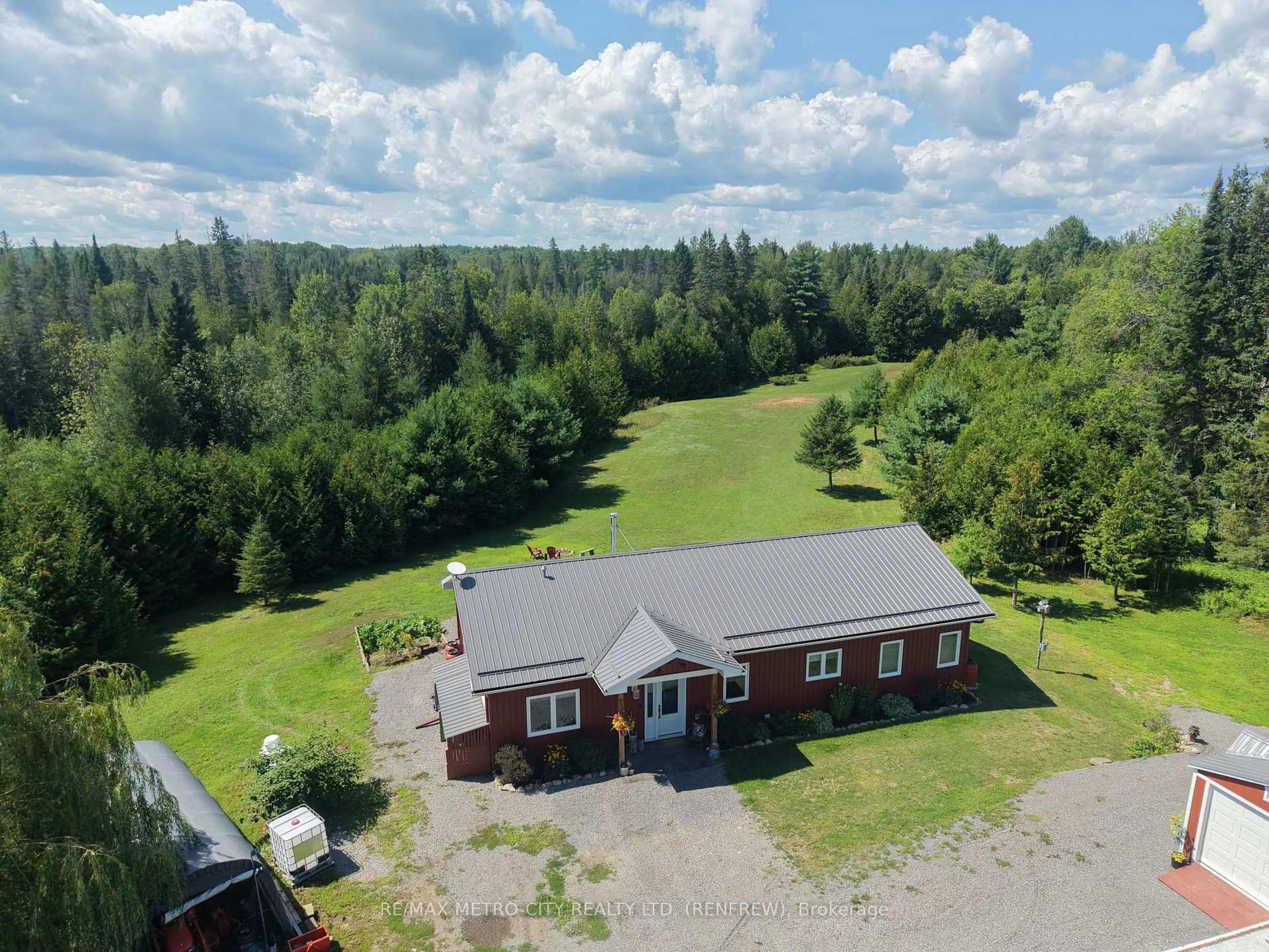 A pic from outside/outdoor area/front of a property/back of a property/a pic from drone, unknown for 58 Dragonfly Rd, Renfrew Ontario K7V 3Z5