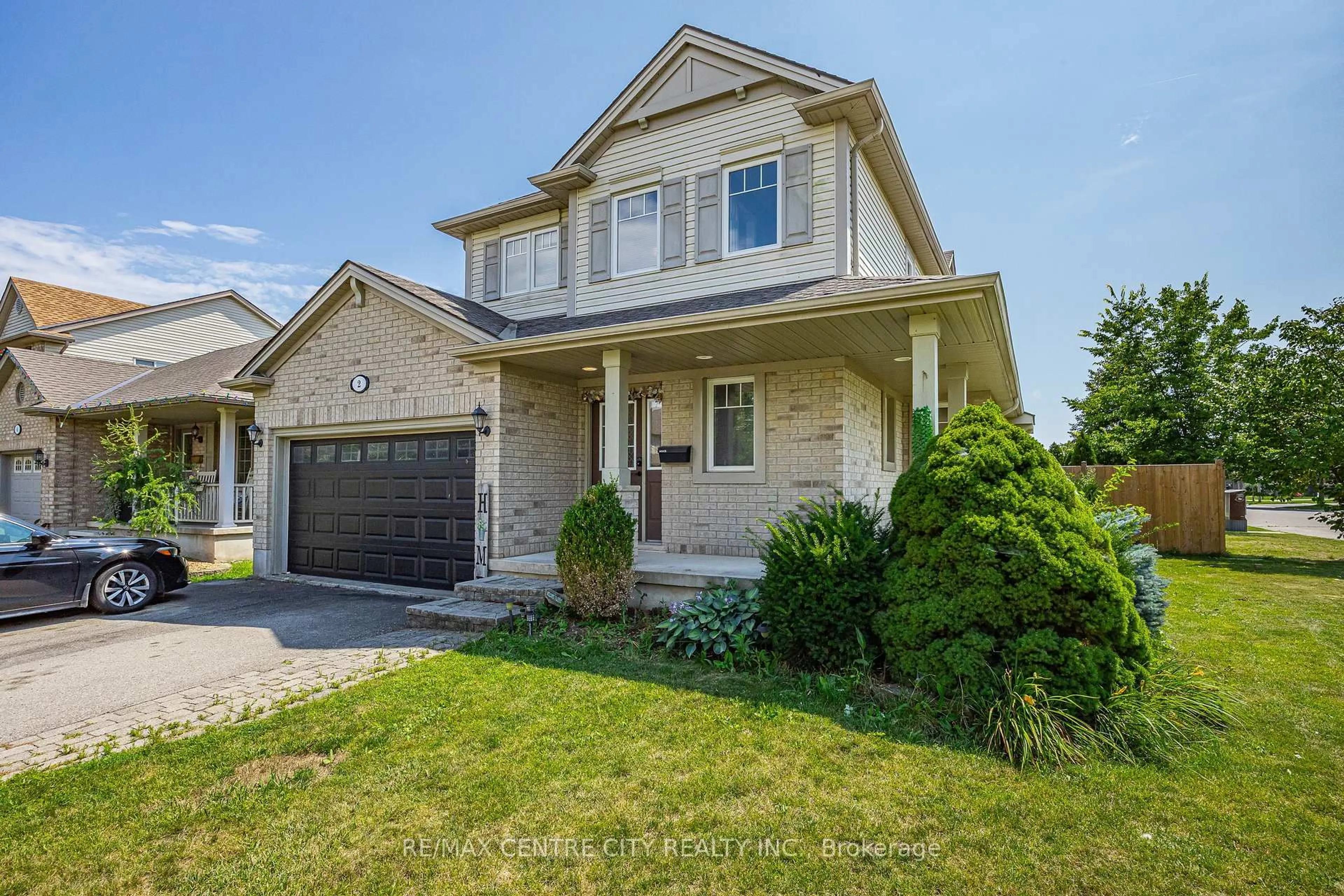 Unknown for 2 Fenwick Crt, St. Thomas Ontario N5R 6M6
