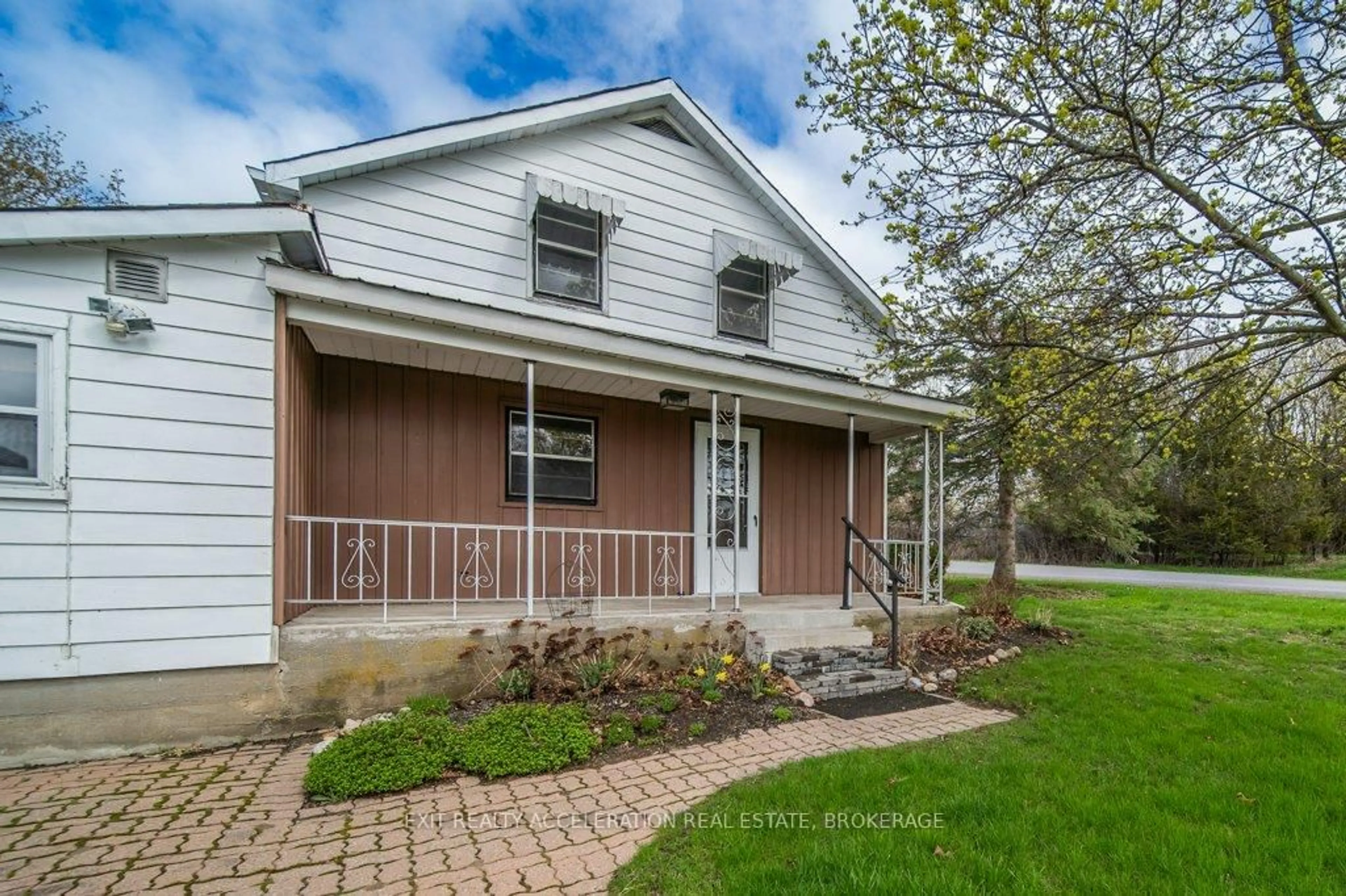 Home with vinyl exterior material, street for 302 Old Hamburg Rd, Napanee Ontario K7R 3K6