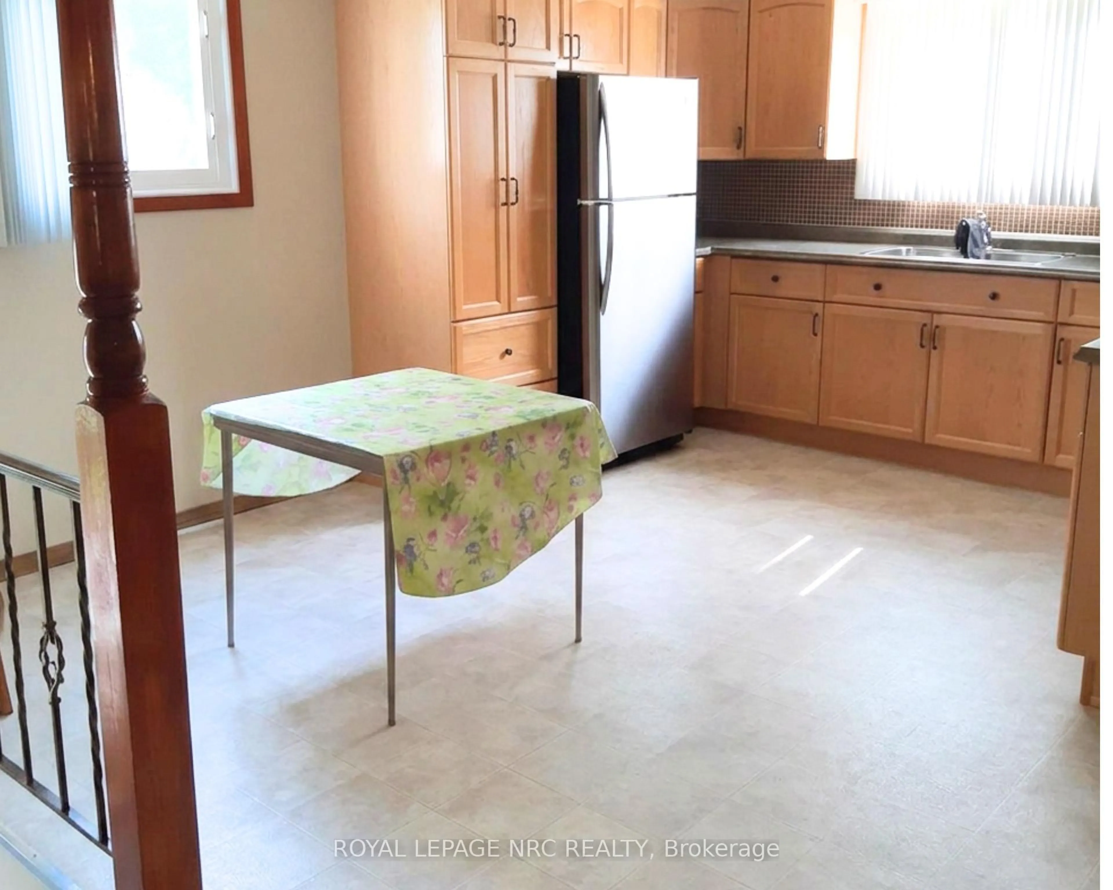 Unknown for 267 Mcalpine Ave, Welland Ontario L3B 1T8