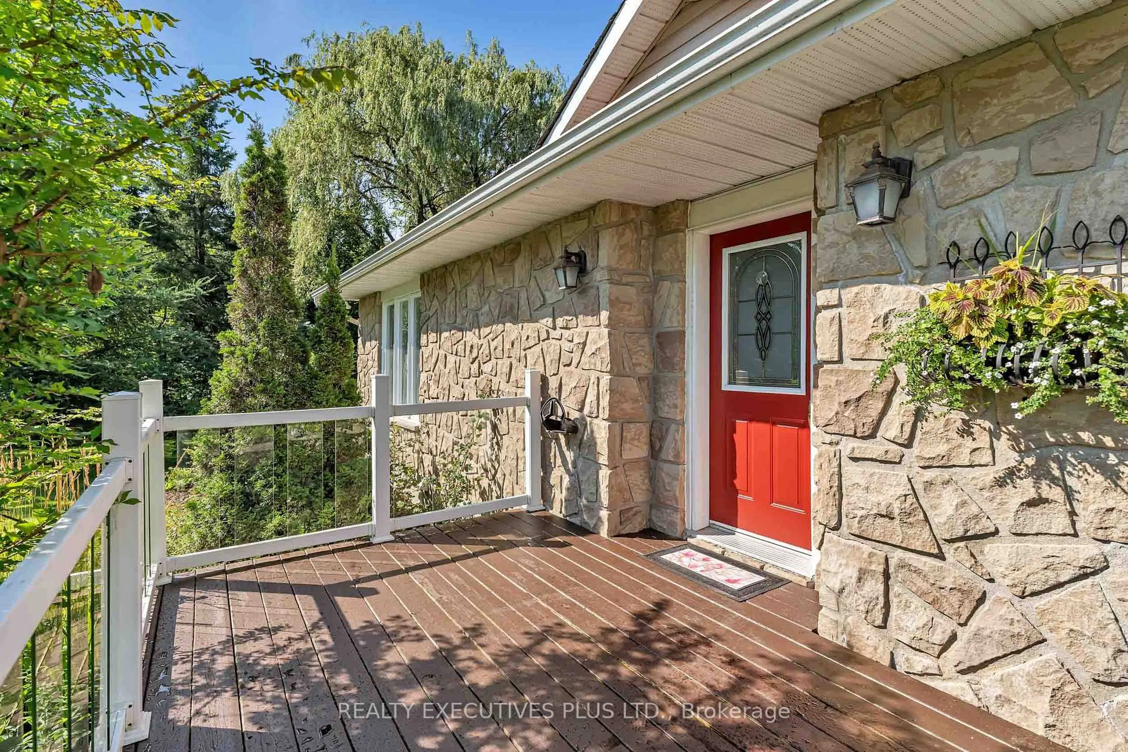 Unknown for 3896 Schnupp Rd, Clarence-Rockland Ontario K0A 1E0