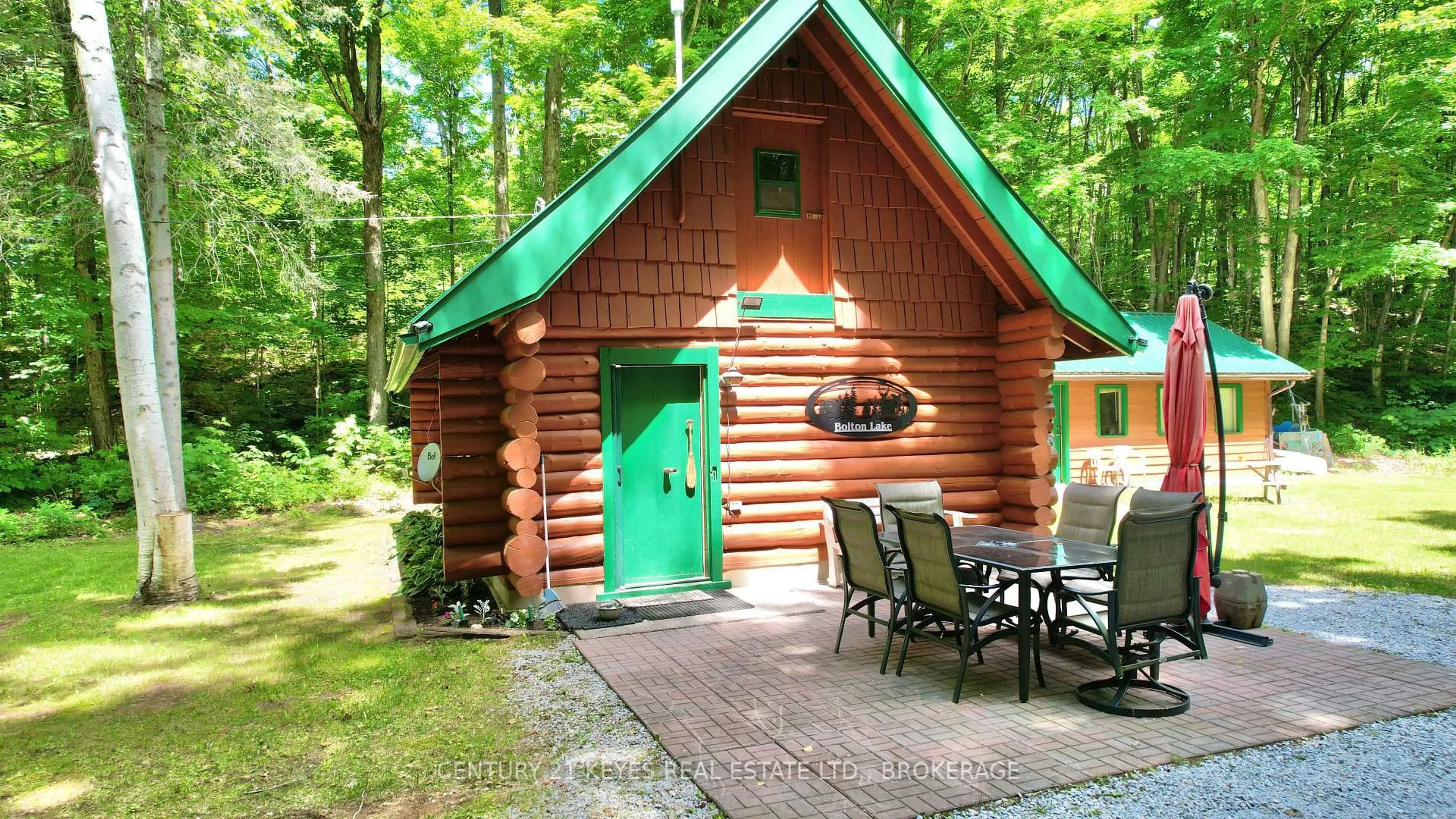 Patio, unknown for 1010 Lakefront Circ, Mountain Grove Ontario K0H 2E0