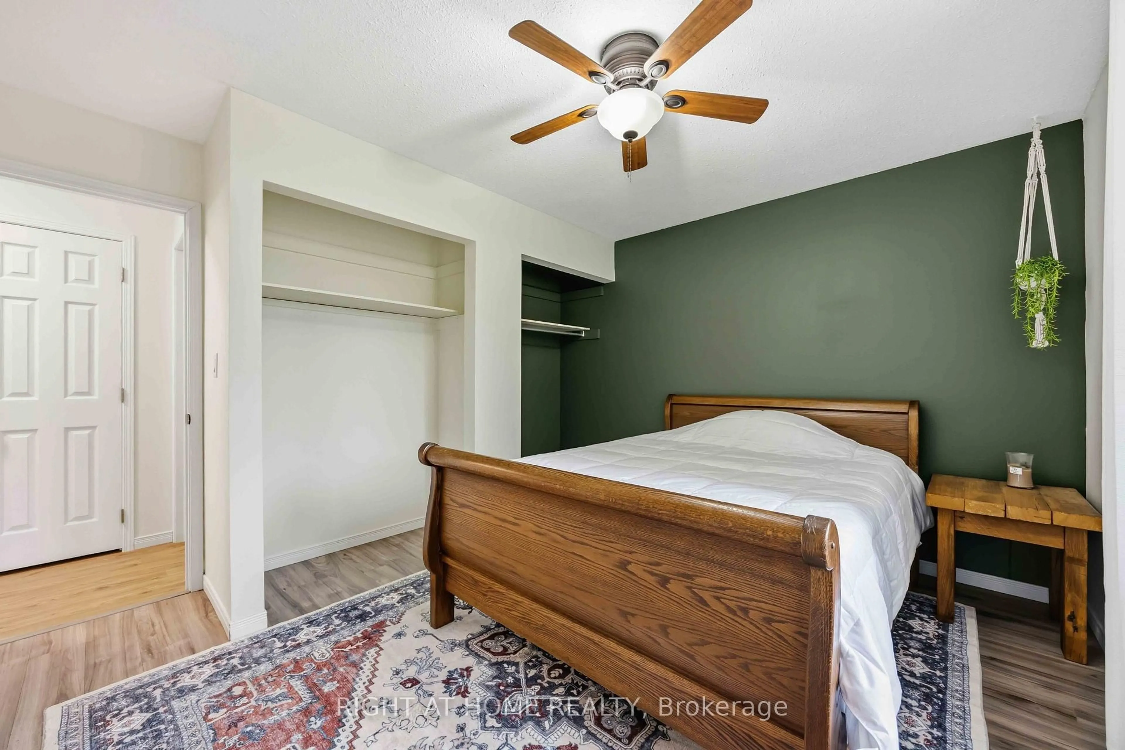 Bedroom with bed, unknown for 3278 Morrell St, Brooke-Alvinston Ontario N0N 1A0