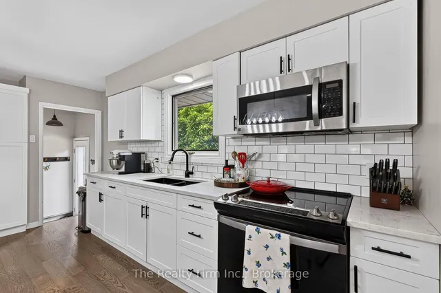 126 Springbank Ave, Woodstock 3