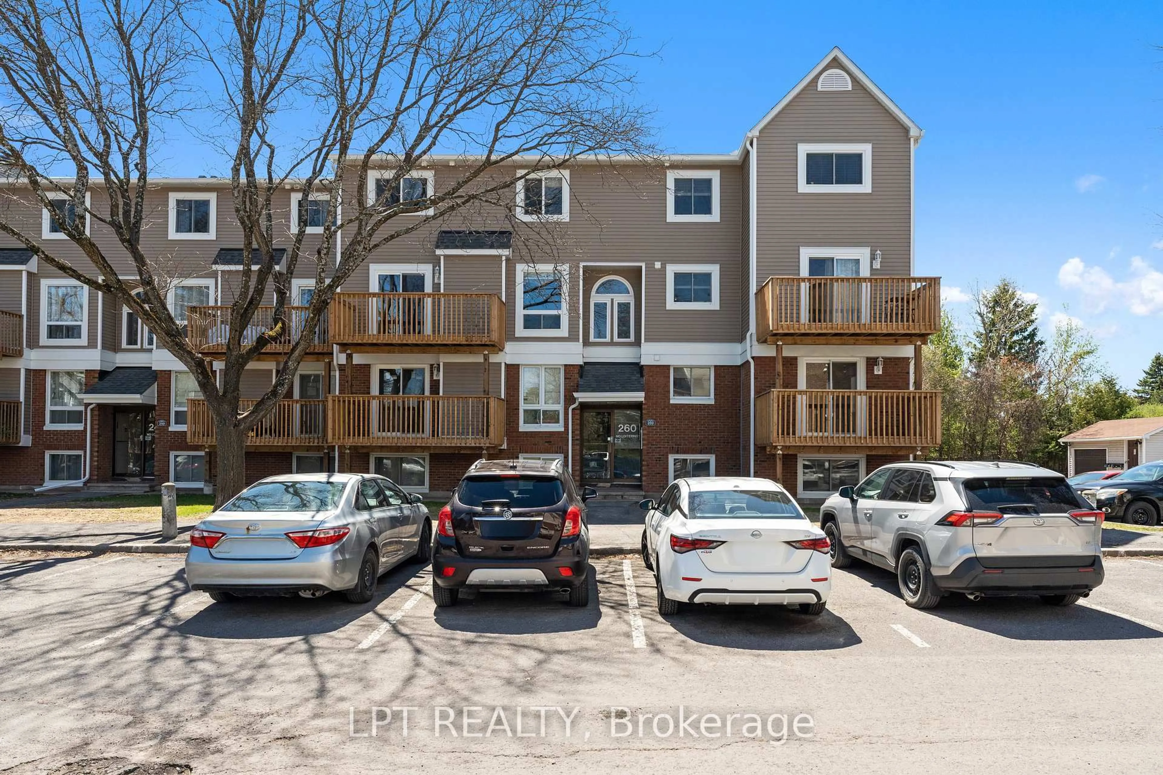 A pic from outside/outdoor area/front of a property/back of a property/a pic from drone, street for 260 Fenerty Crt #4, Ottawa Ontario K2L 3A7