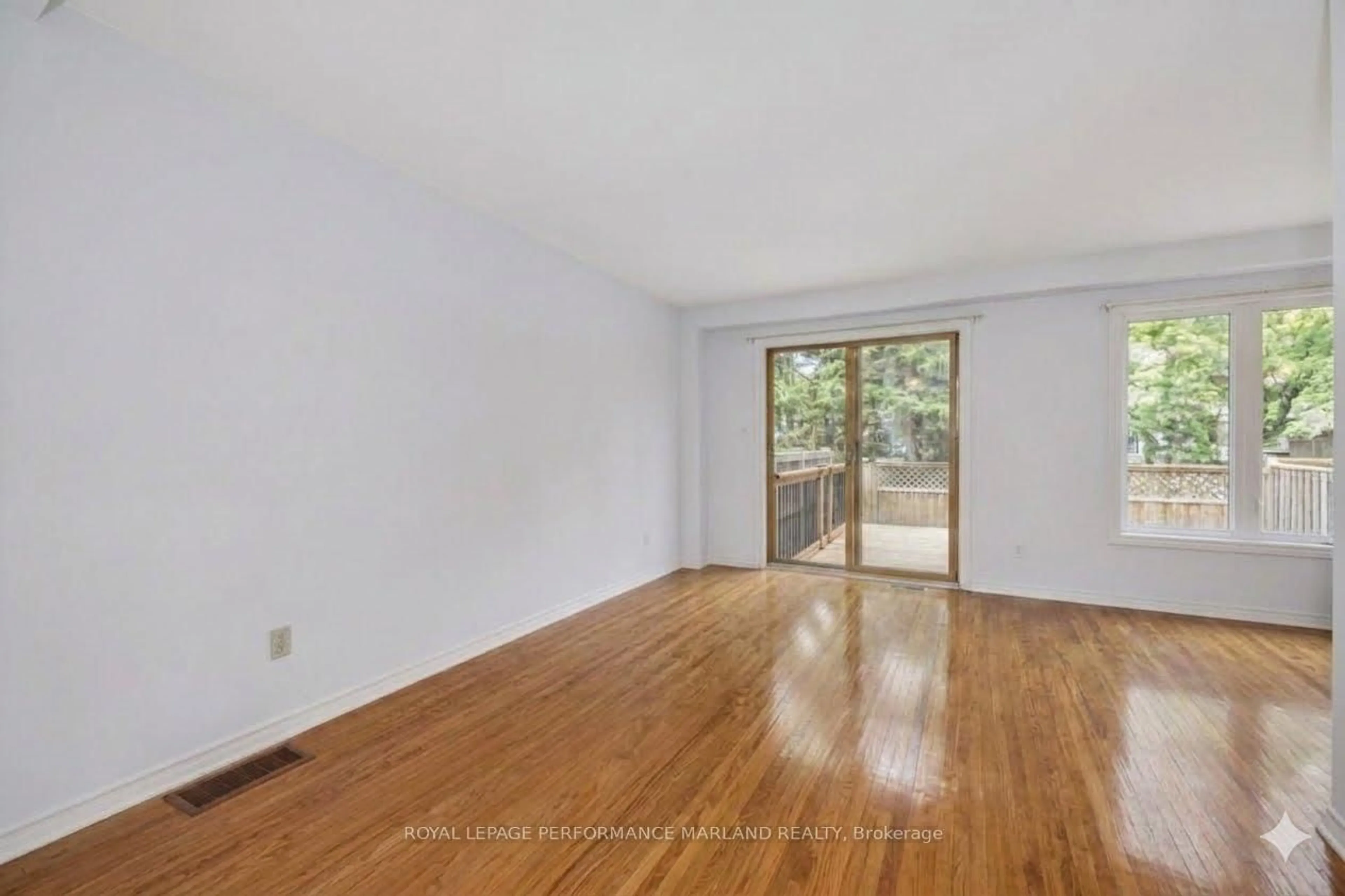 A pic of a room for 9 Marco Lane, Ottawa Ontario K1S 5A1