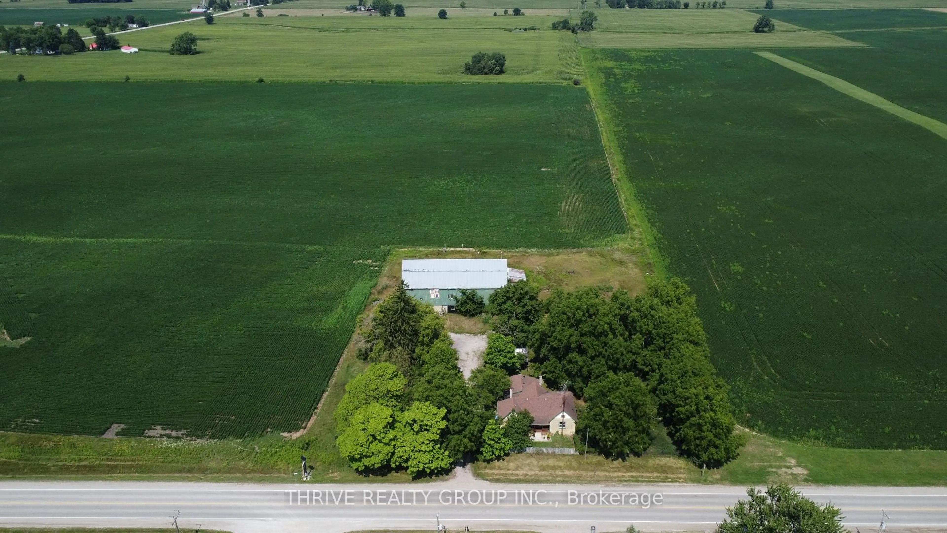 A pic from outside/outdoor area/front of a property/back of a property/a pic from drone, building for 6692 Longwoods Rd, Strathroy-Caradoc Ontario N0L 1T0