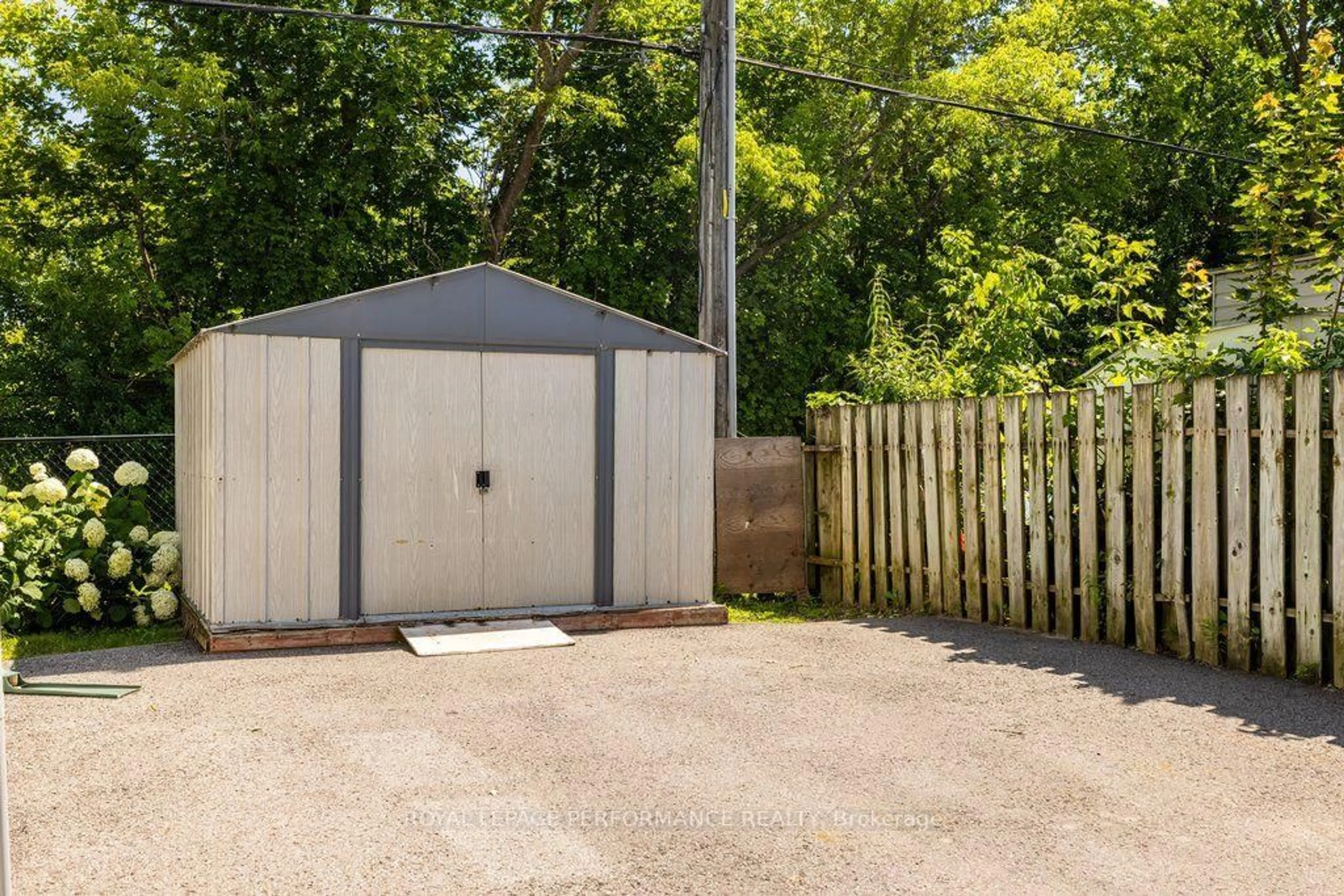 Shed for 16 Eastgate Ave, Ottawa Ontario K2H 7S2