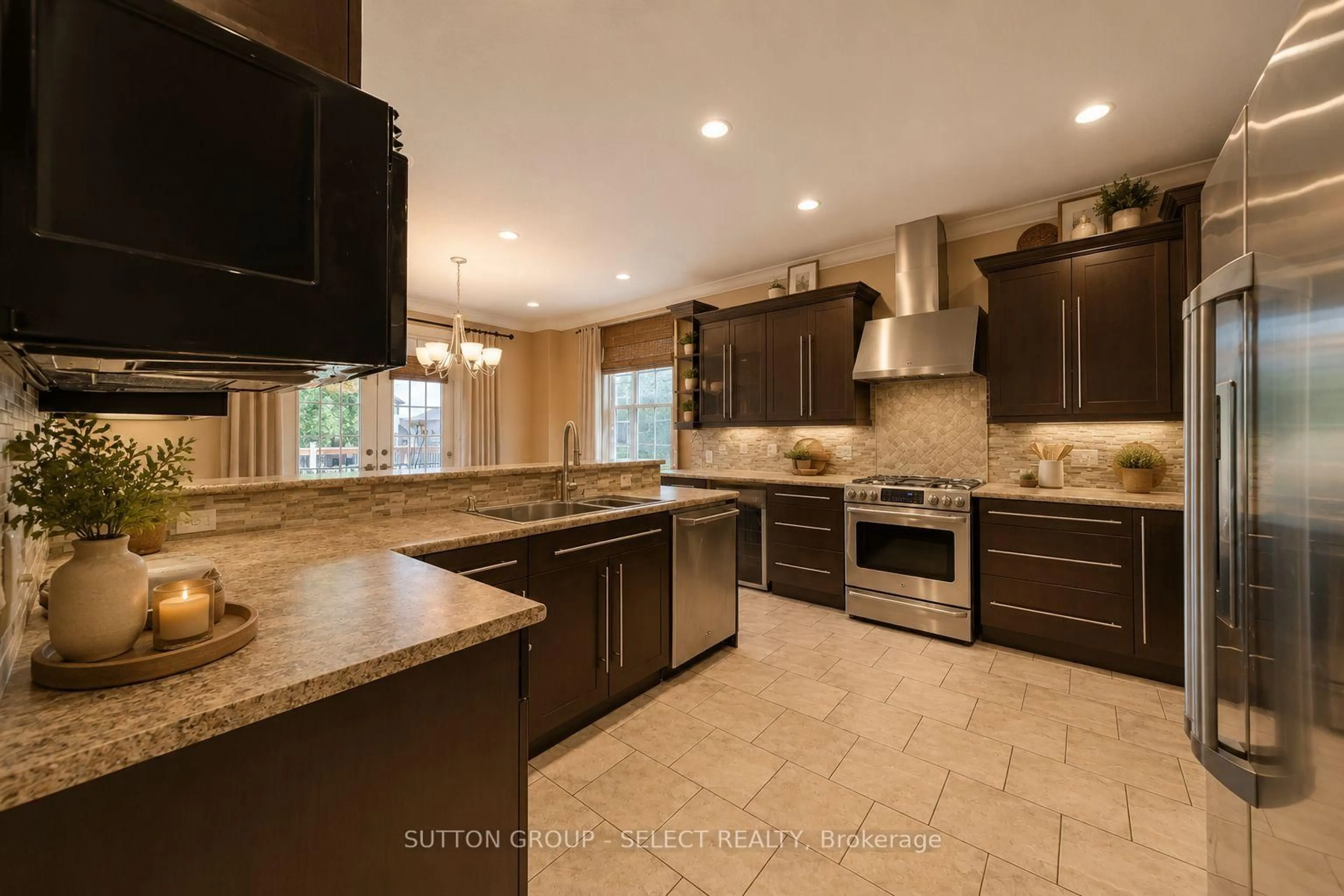 Contemporary kitchen, ceramic/tile floor for 2229 Cardinal Crt, London South Ontario N6M 0C2