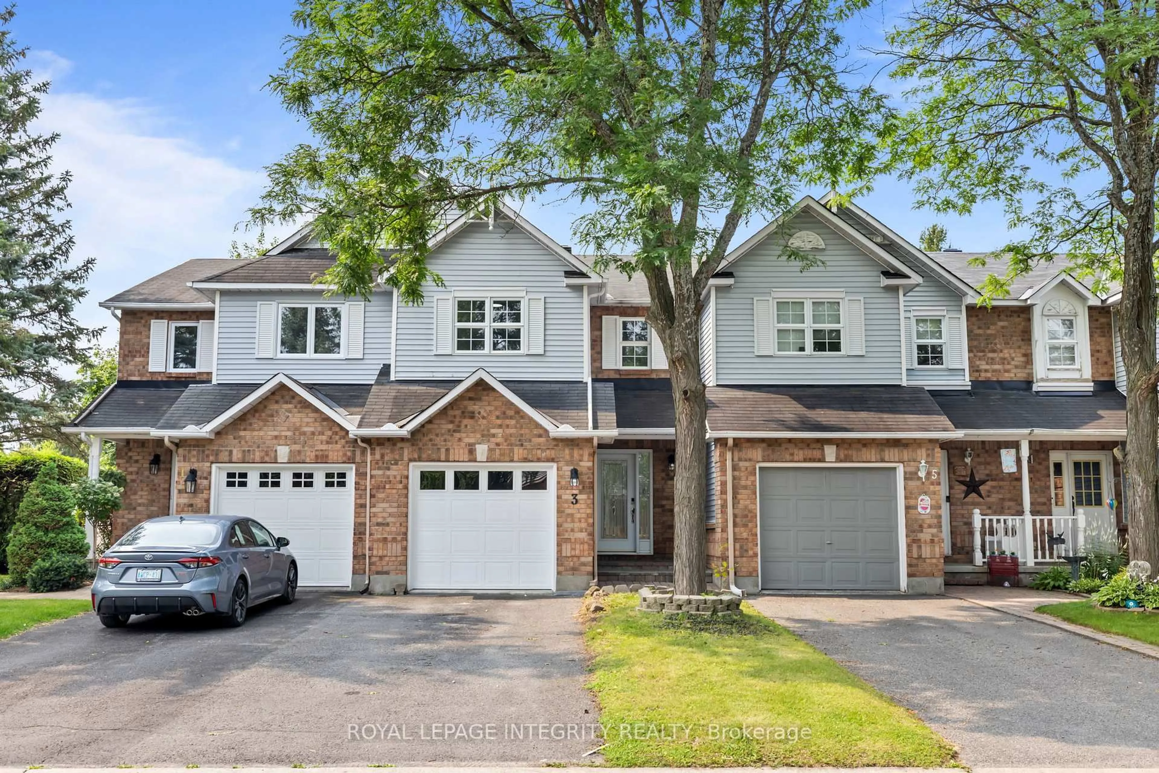 Unknown for 3 Kalbrook St, Ottawa Ontario K2T 1A8