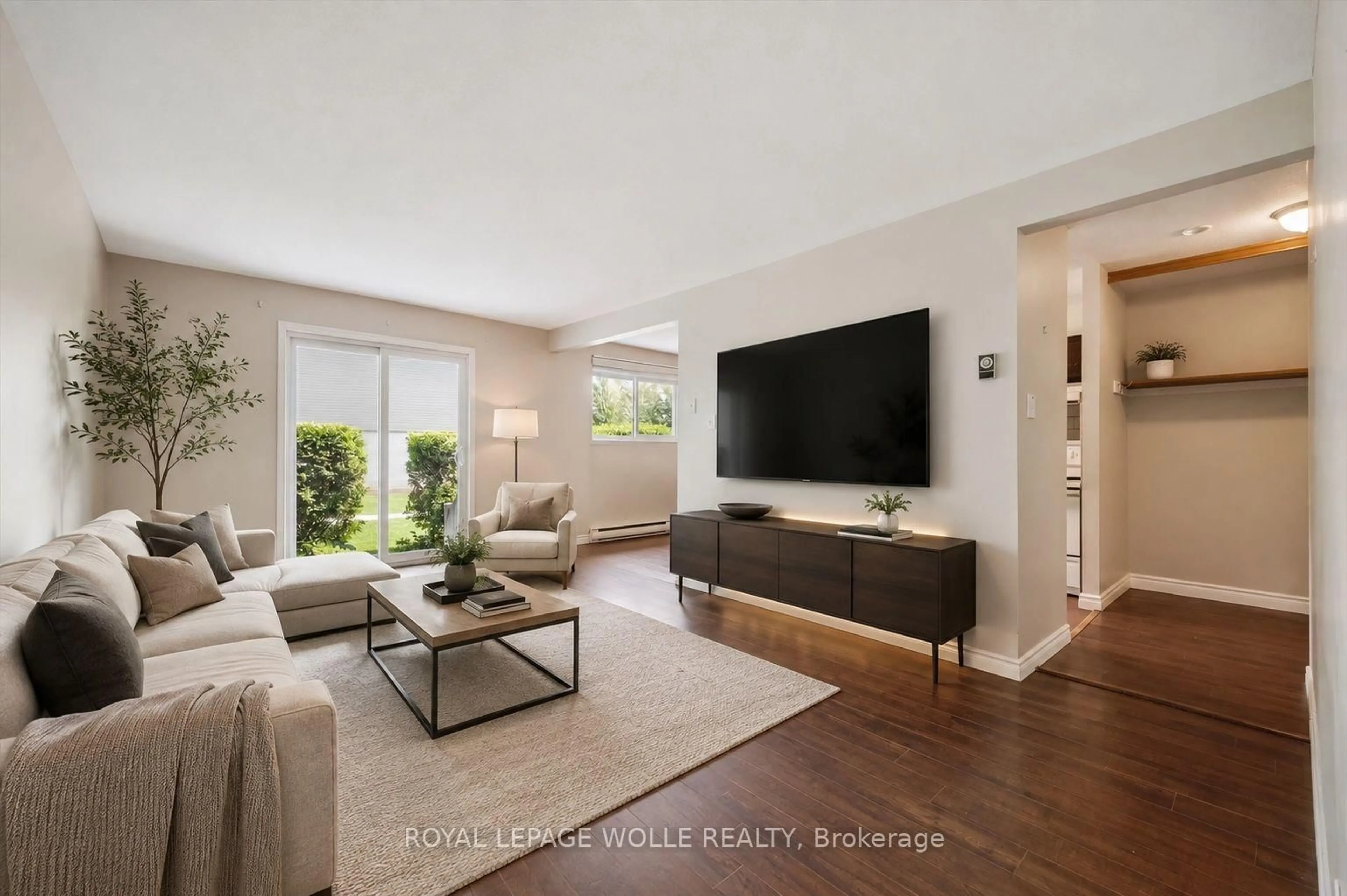Living room with furniture, unknown for 30 Flamingo Dr #30, Woolwich Ontario N3B 1V5