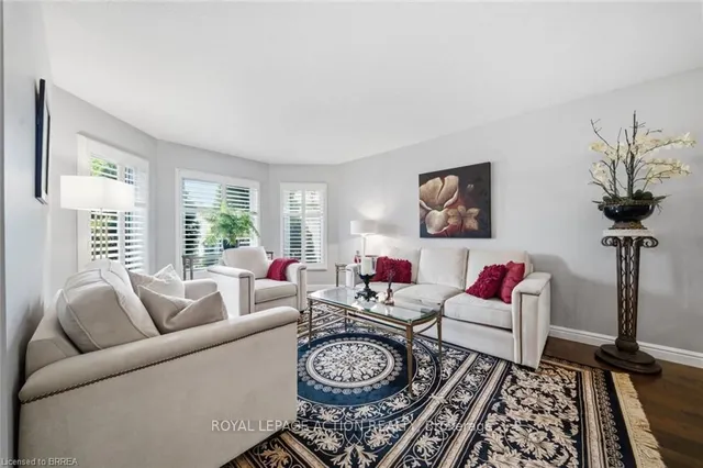 37 Mc Intosh Crt, Brantford 5