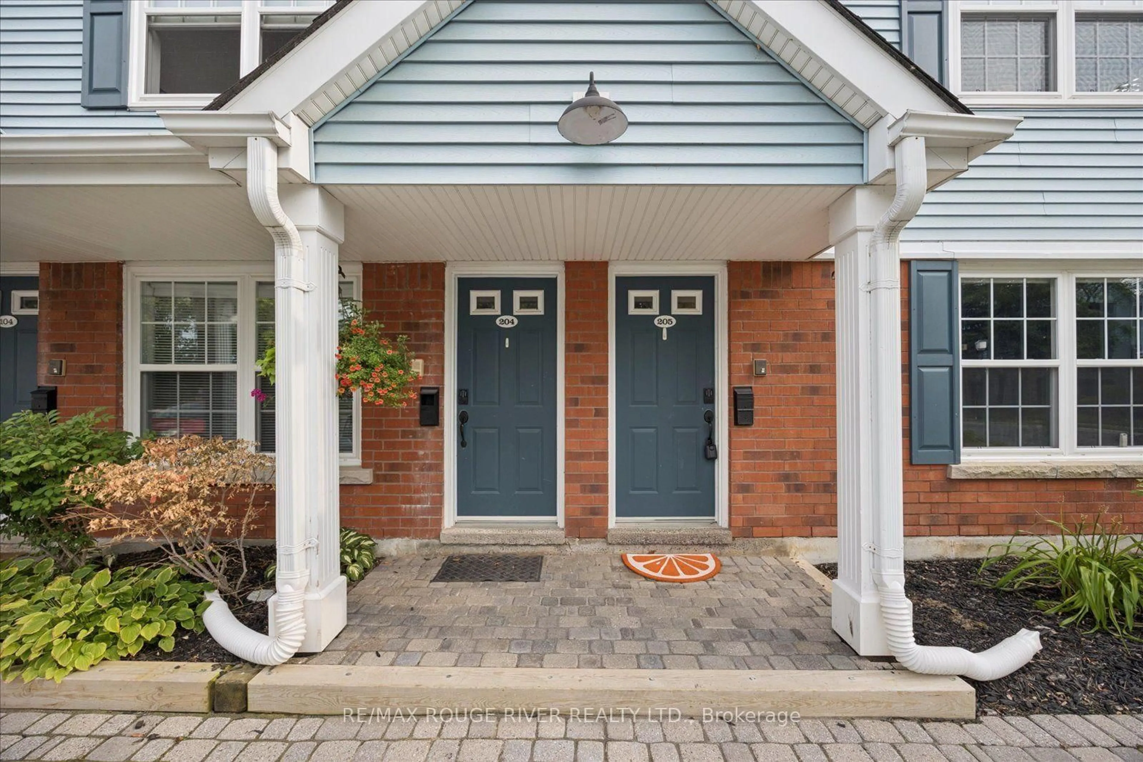 Indoor entryway for 182 D'Arcy St #F205, Cobourg Ontario K9A 5J1