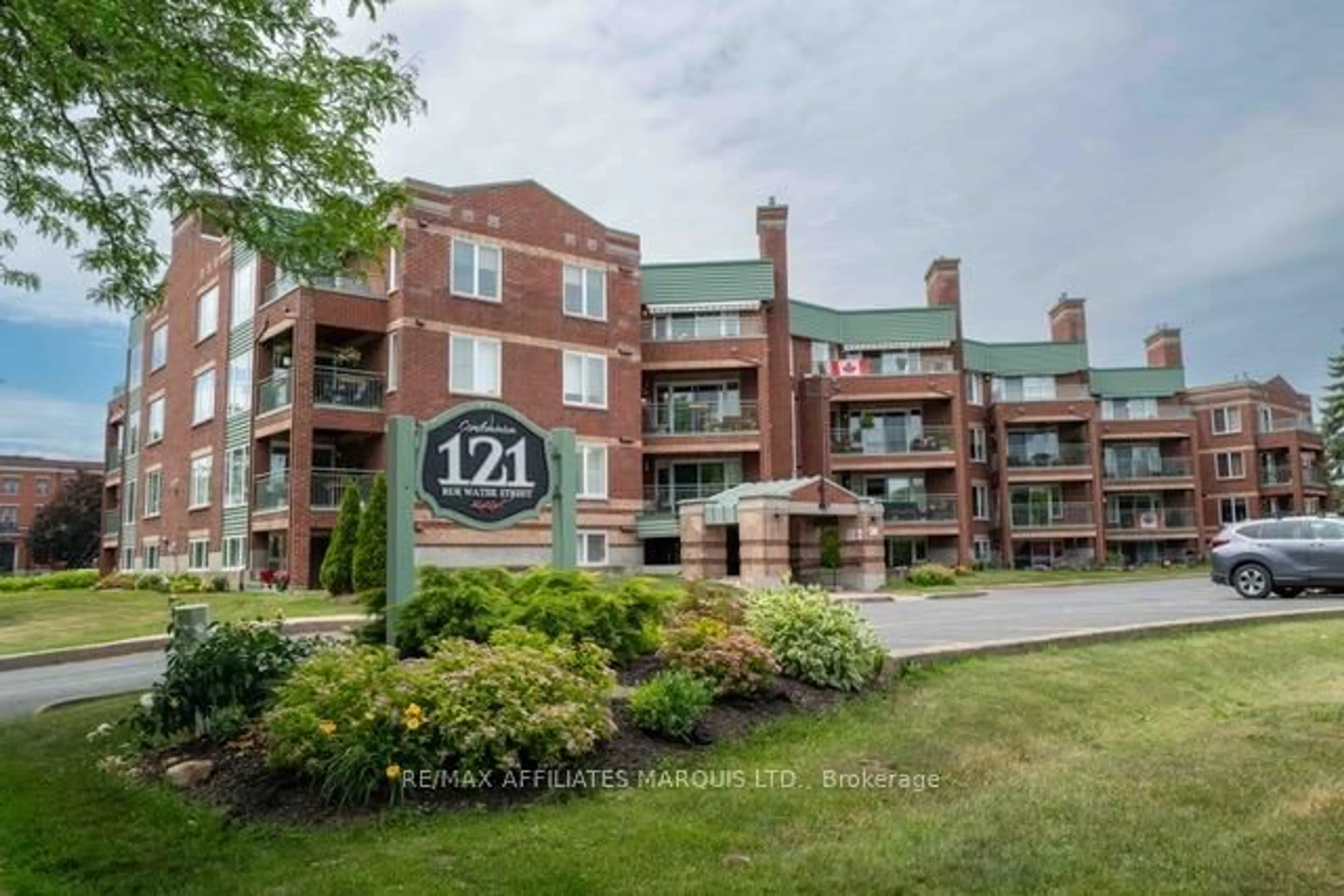 Unknown for 121 Water St #312, Cornwall Ontario K6J 5T8