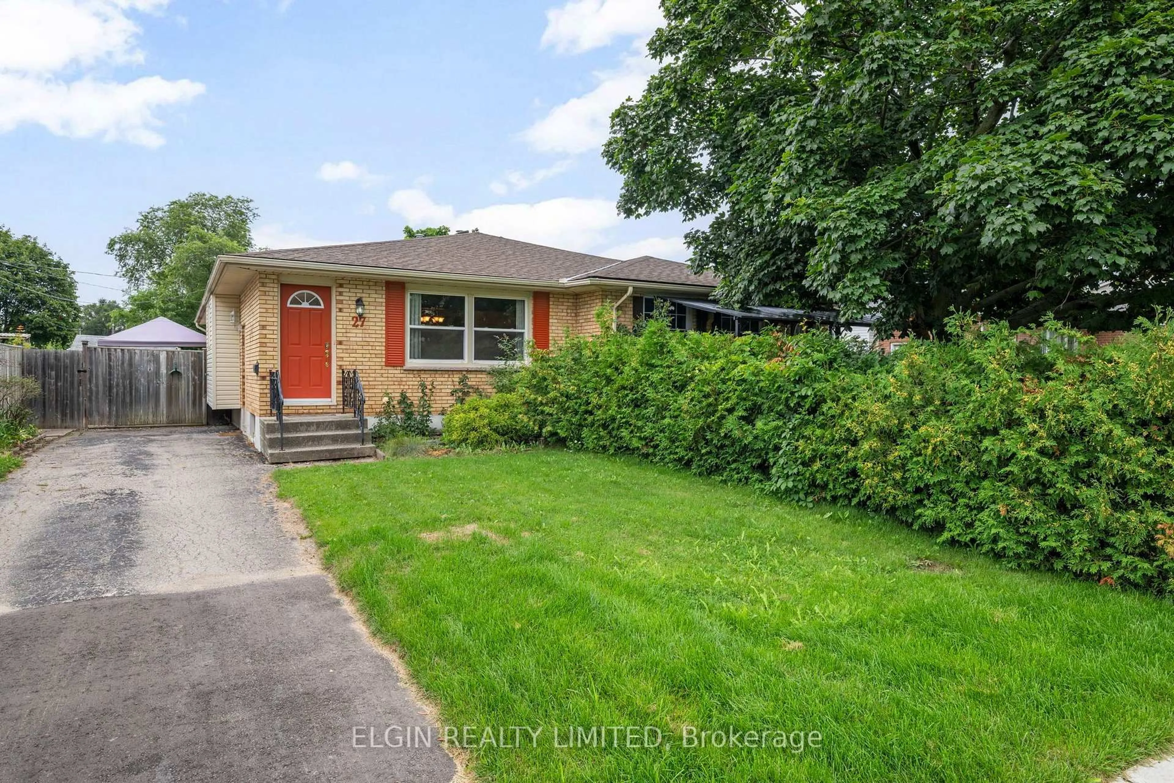 Unknown for 27 Vanier Pl, St. Thomas Ontario N5R 5L2