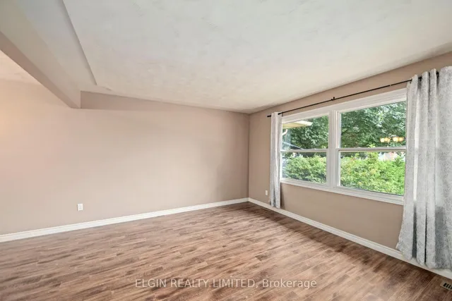 27 Vanier Pl, St. Thomas 5
