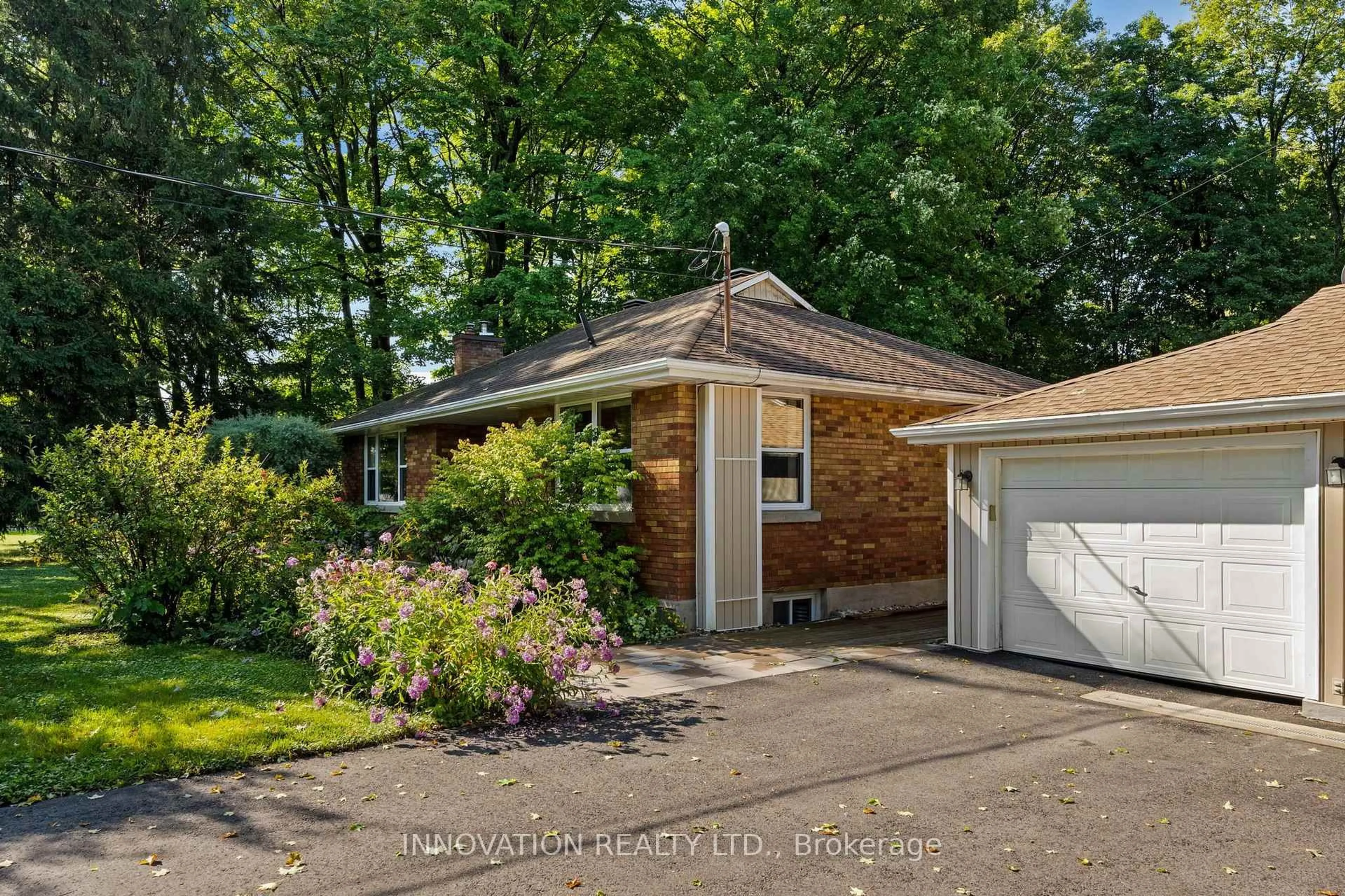 Unknown for 3885 Carp Rd, Carp Ontario K0A 1L0