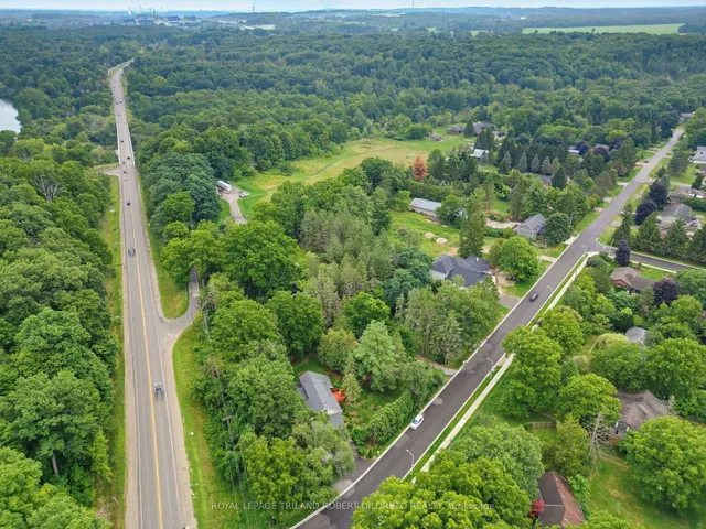 7 Elmhurst St, Middlesex Centre 2