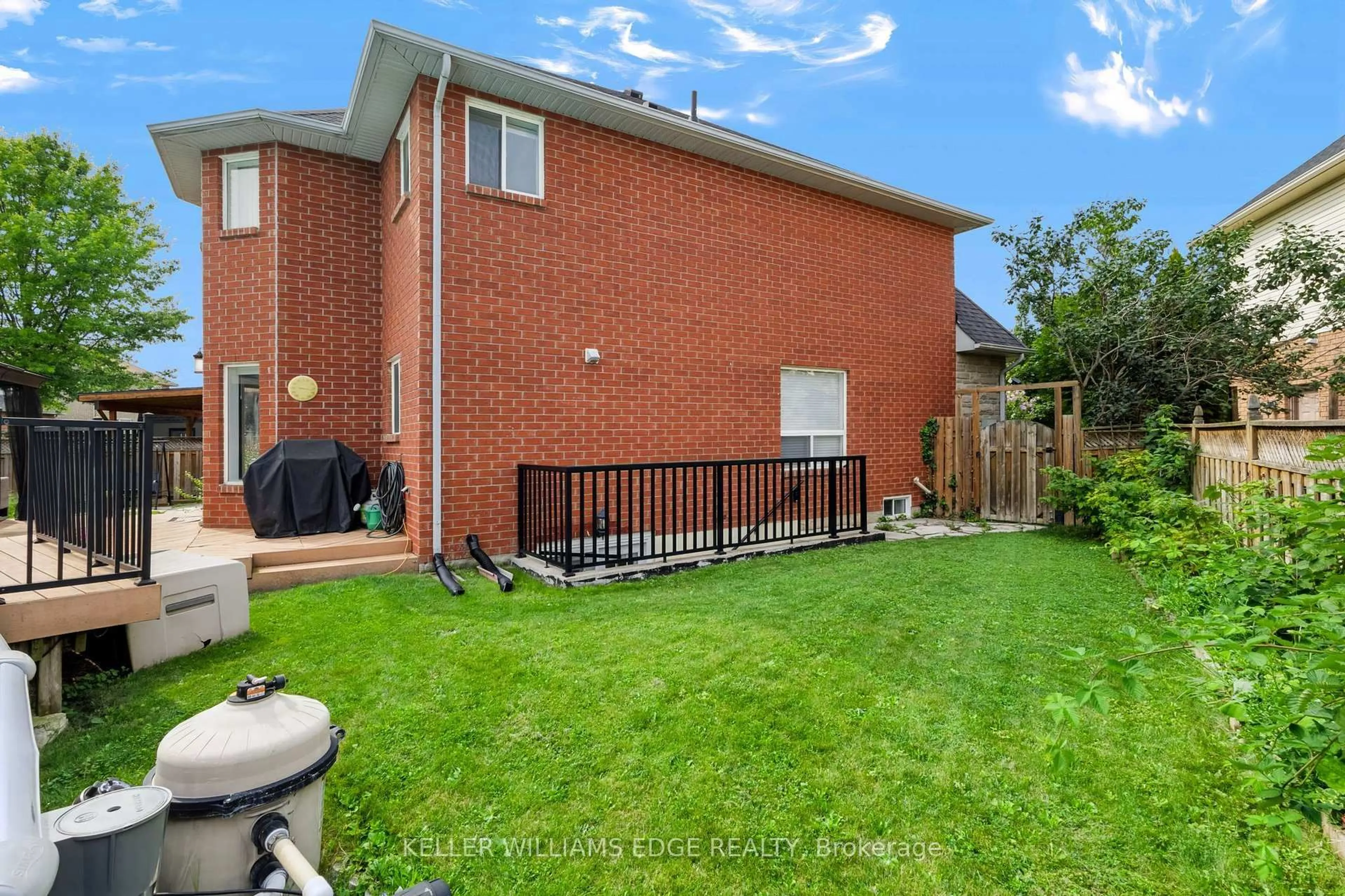 Patio, street for 24 Eringate Dr, Hamilton Ontario L8J 3Y4