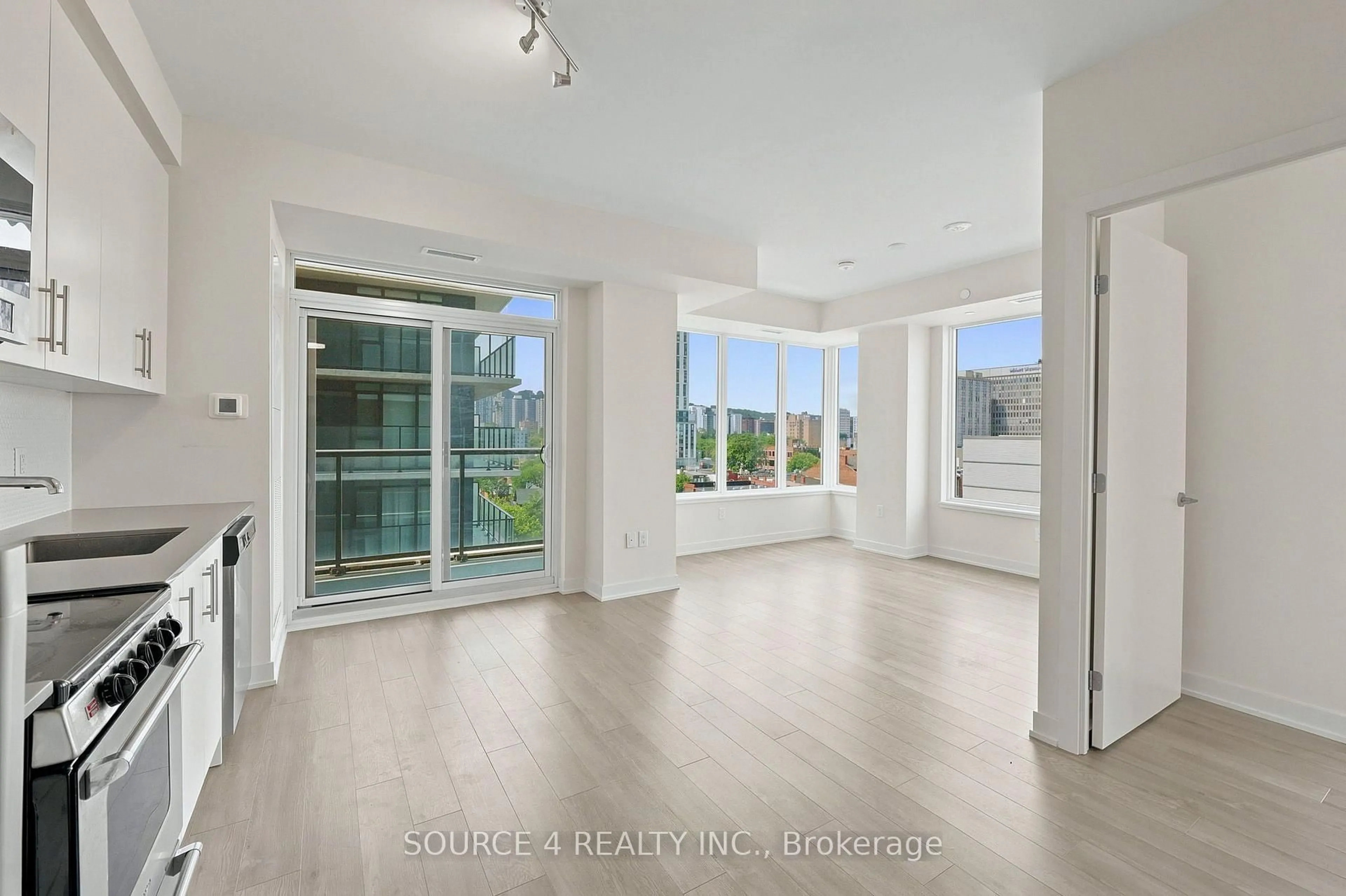 Unknown for 212 King William St #815, Hamilton Ontario L8R 0A7
