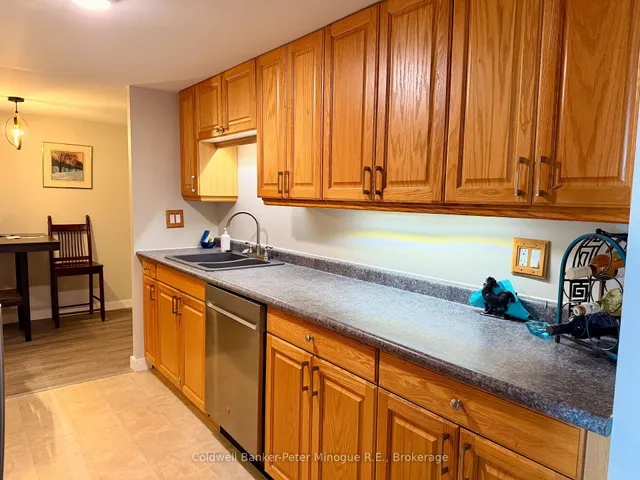 425 William St #B-02, North Bay 3