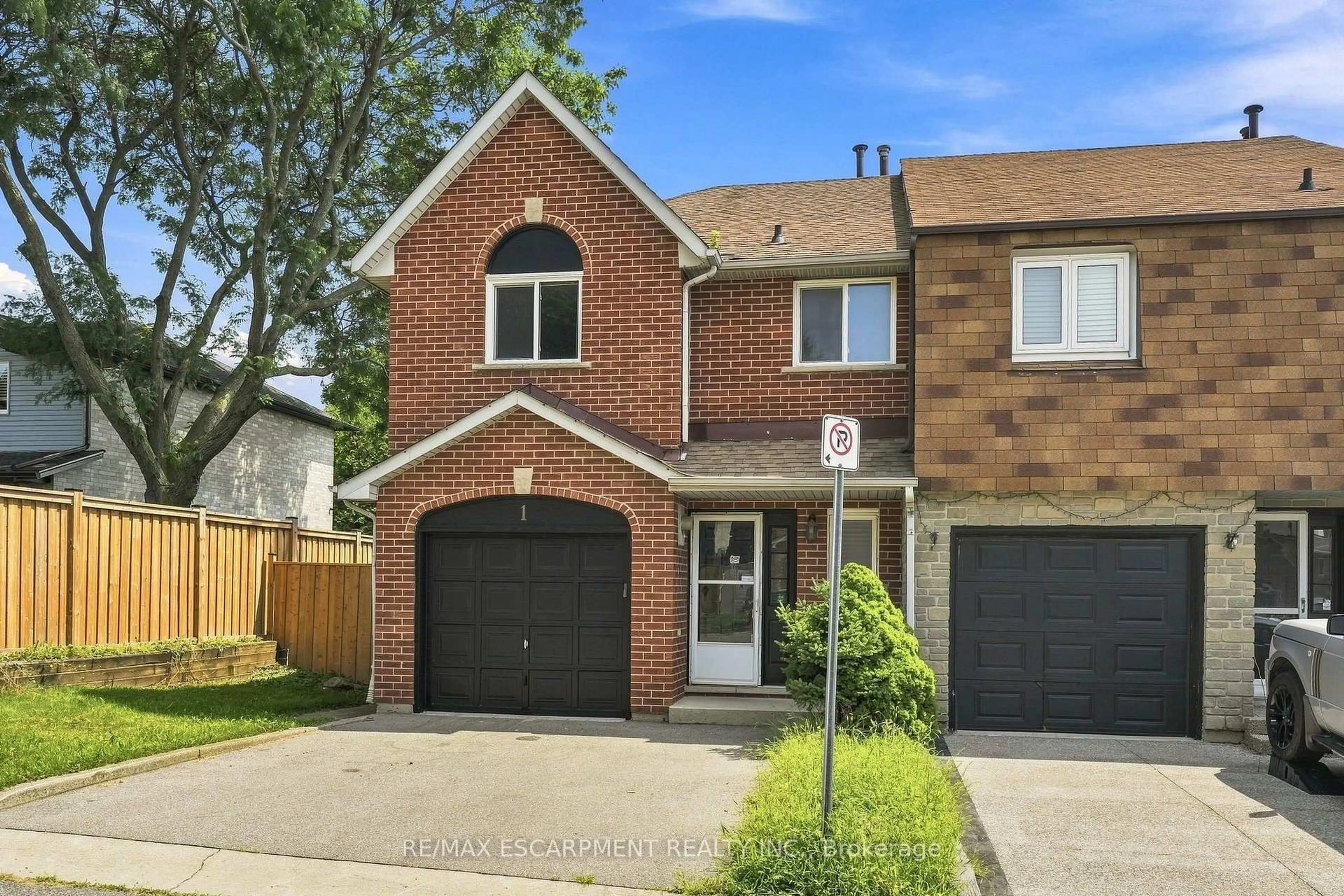 Home with brick exterior material, street for 1 Perthshire Crt, Hamilton Ontario L9B 2H1