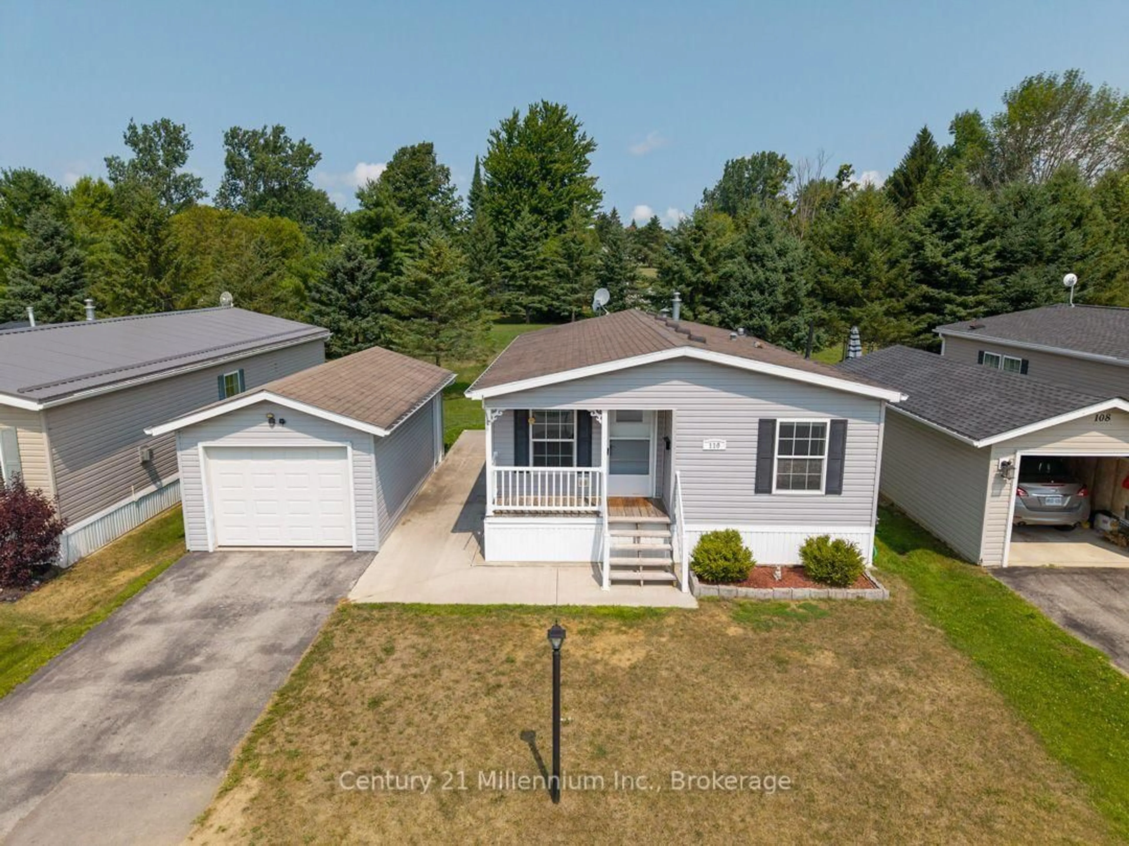 A pic from outside/outdoor area/front of a property/back of a property/a pic from drone, street for 110 Rosewood Dr, Georgian Bluffs Ontario N4K 5N5