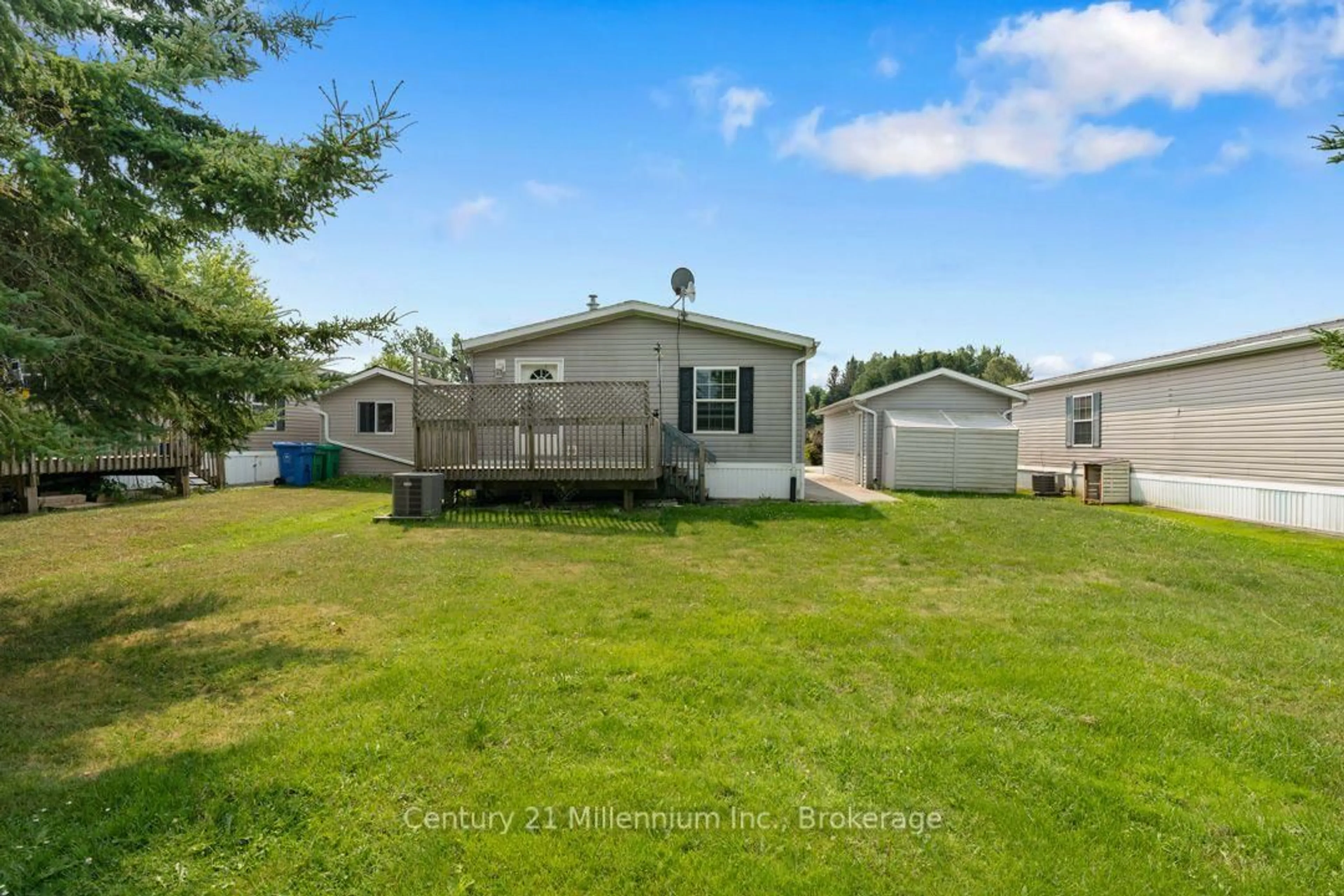 A pic from outside/outdoor area/front of a property/back of a property/a pic from drone, water/lake/river/ocean view for 110 Rosewood Dr, Georgian Bluffs Ontario N4K 5N5