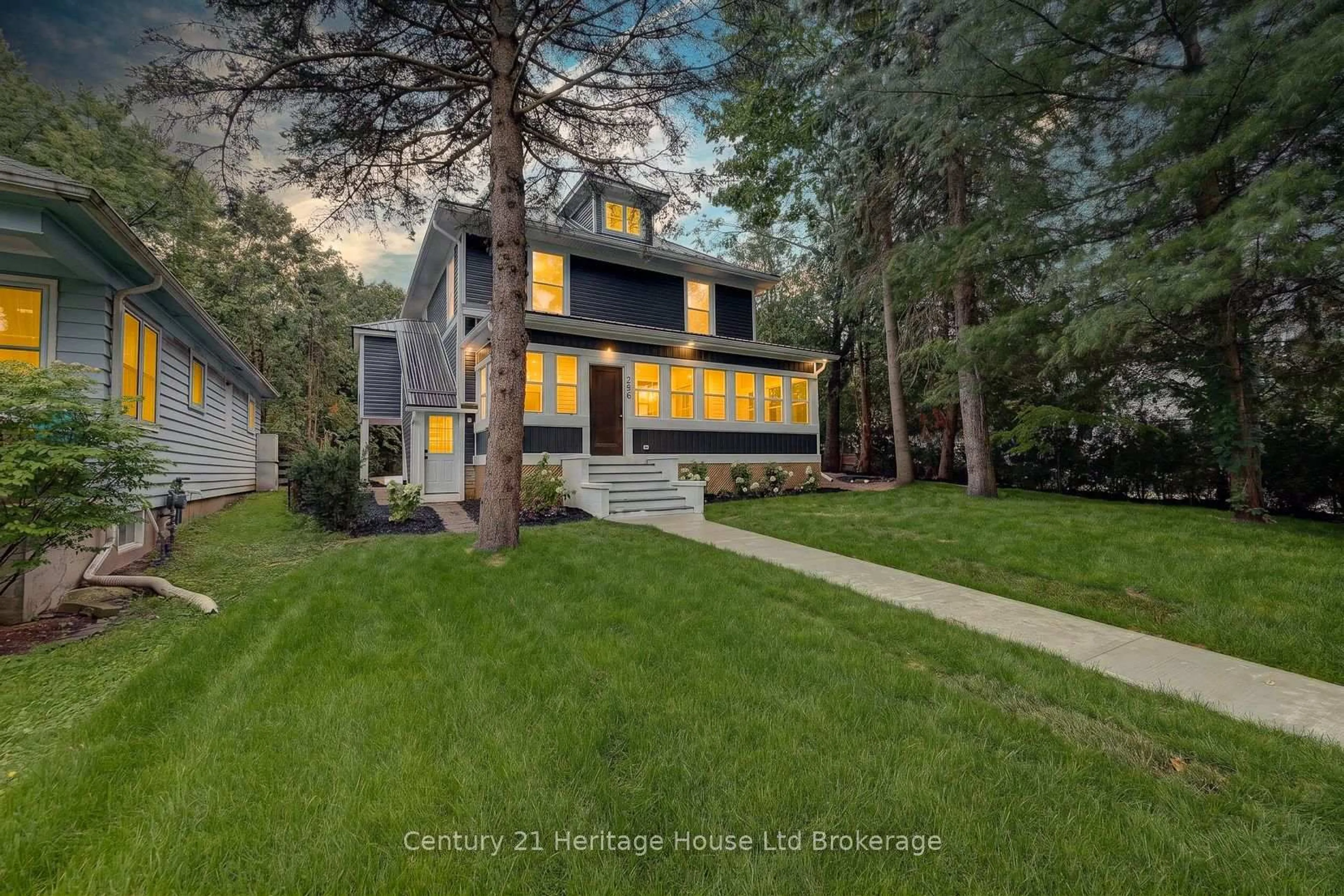 Unknown for 256 Union St, Norfolk Ontario N3Y 2B5