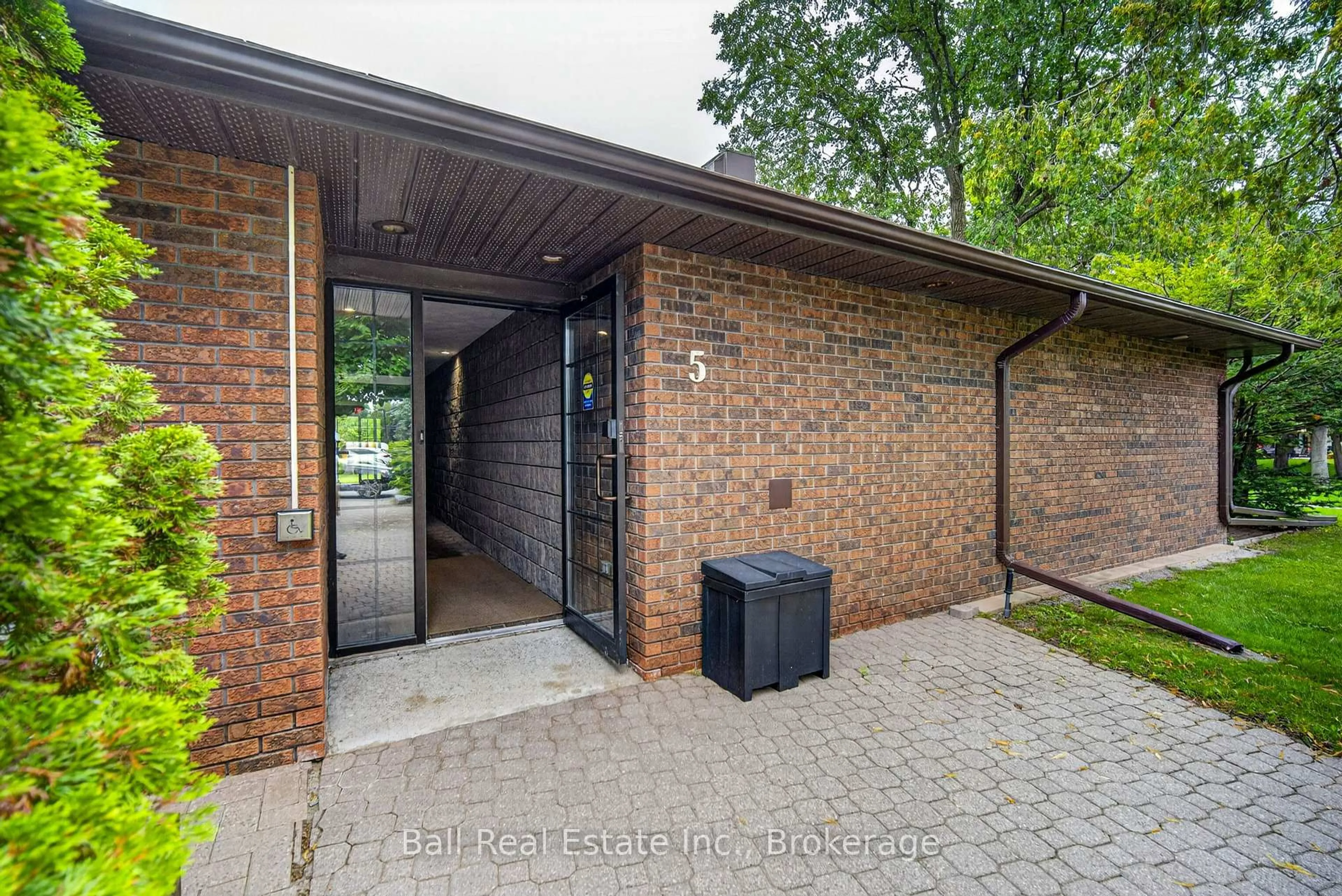 Home with brick exterior material, street for 200 East St #502, Kawartha Lakes Ontario K0M 1A0