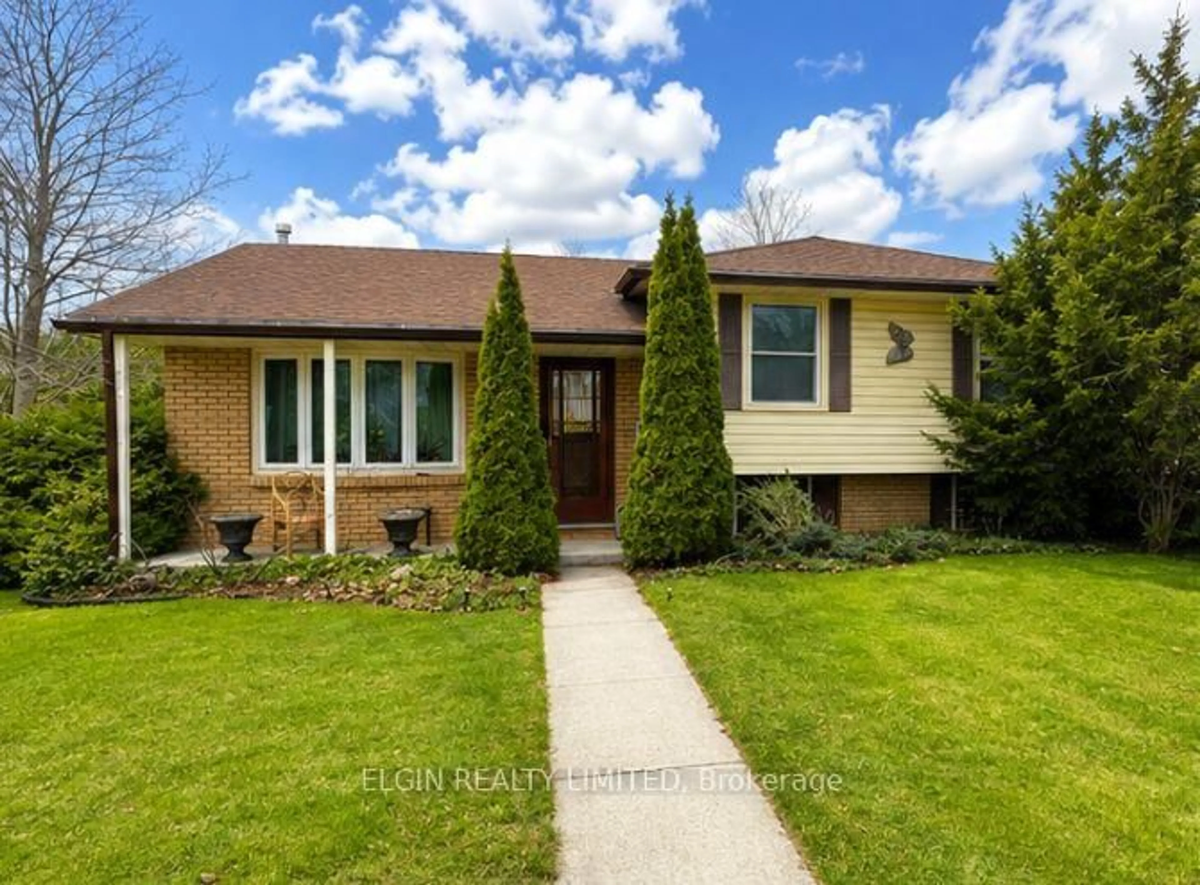 Home with brick exterior material, street for 14 Glanworth Ave, St. Thomas Ontario N5R 1E7