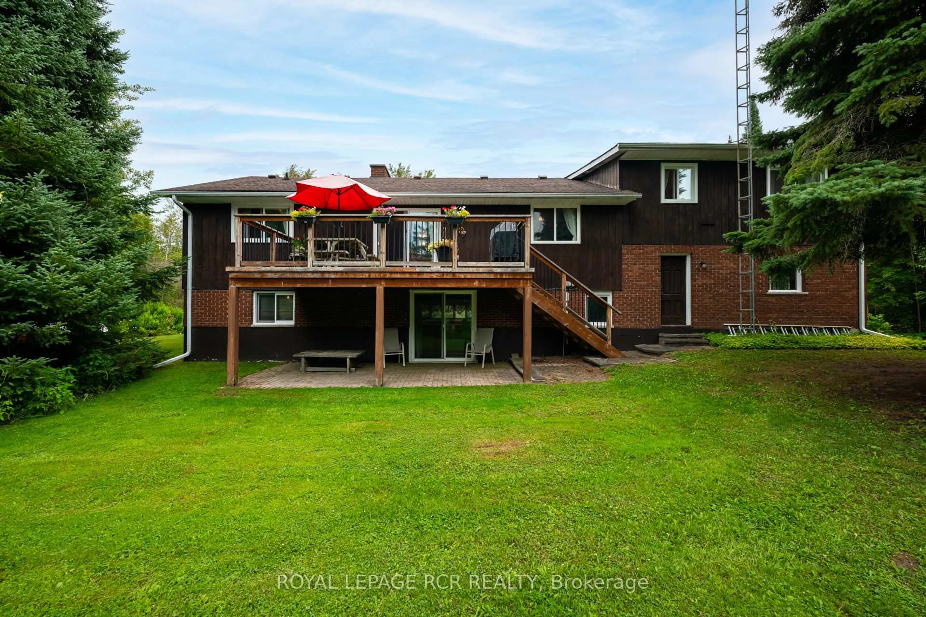 A pic from outside/outdoor area/front of a property/back of a property/a pic from drone, building for 431438 19th Line, East Garafraxa Ontario L9W 7E5