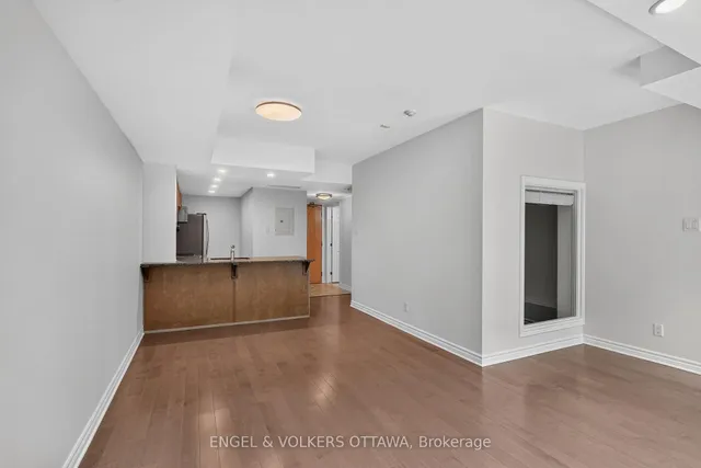 250 Lett St #109, Ottawa 4