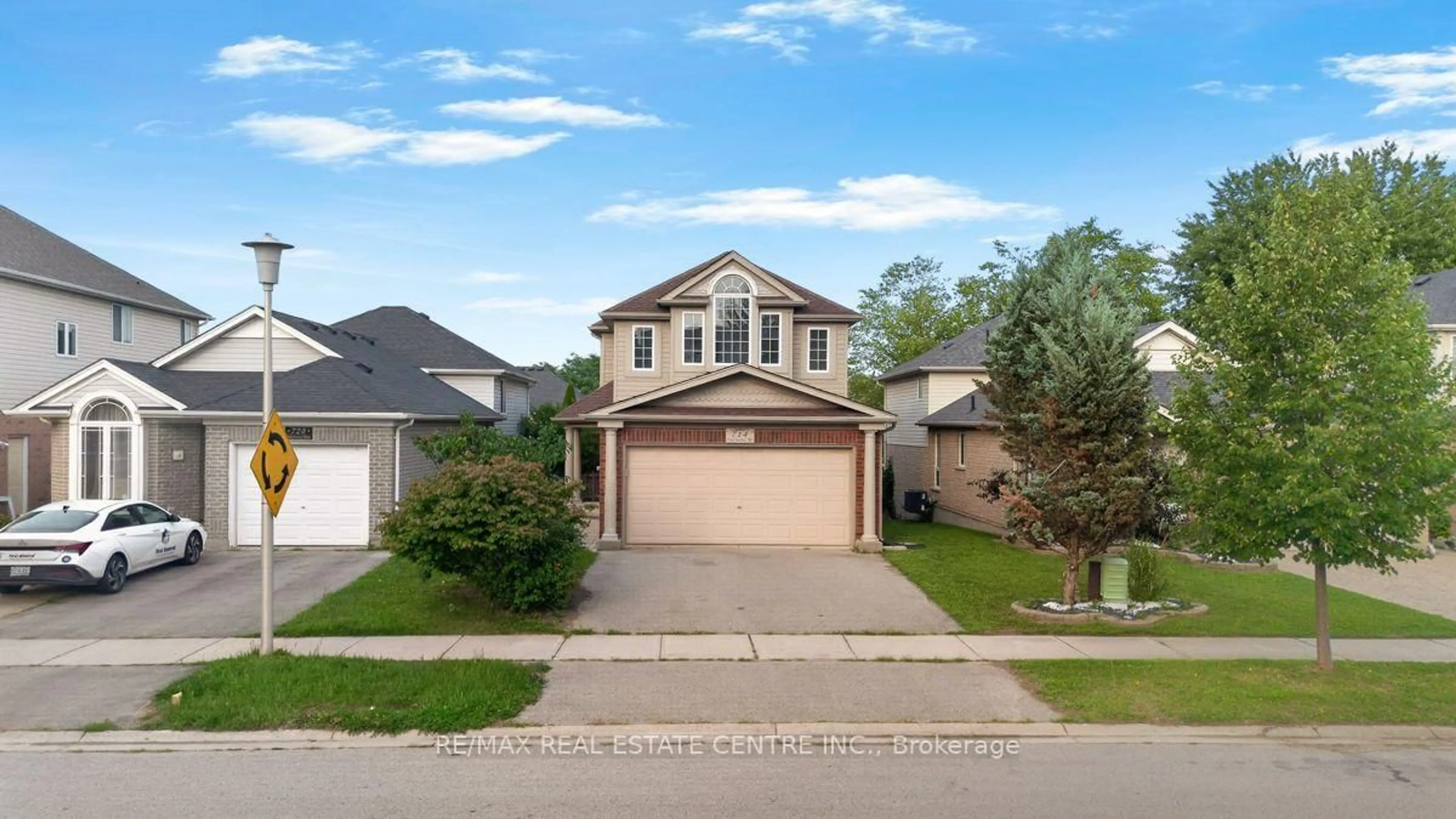 Unknown for 714 OAKCROSSING Rd, London North Ontario N6H 5V9