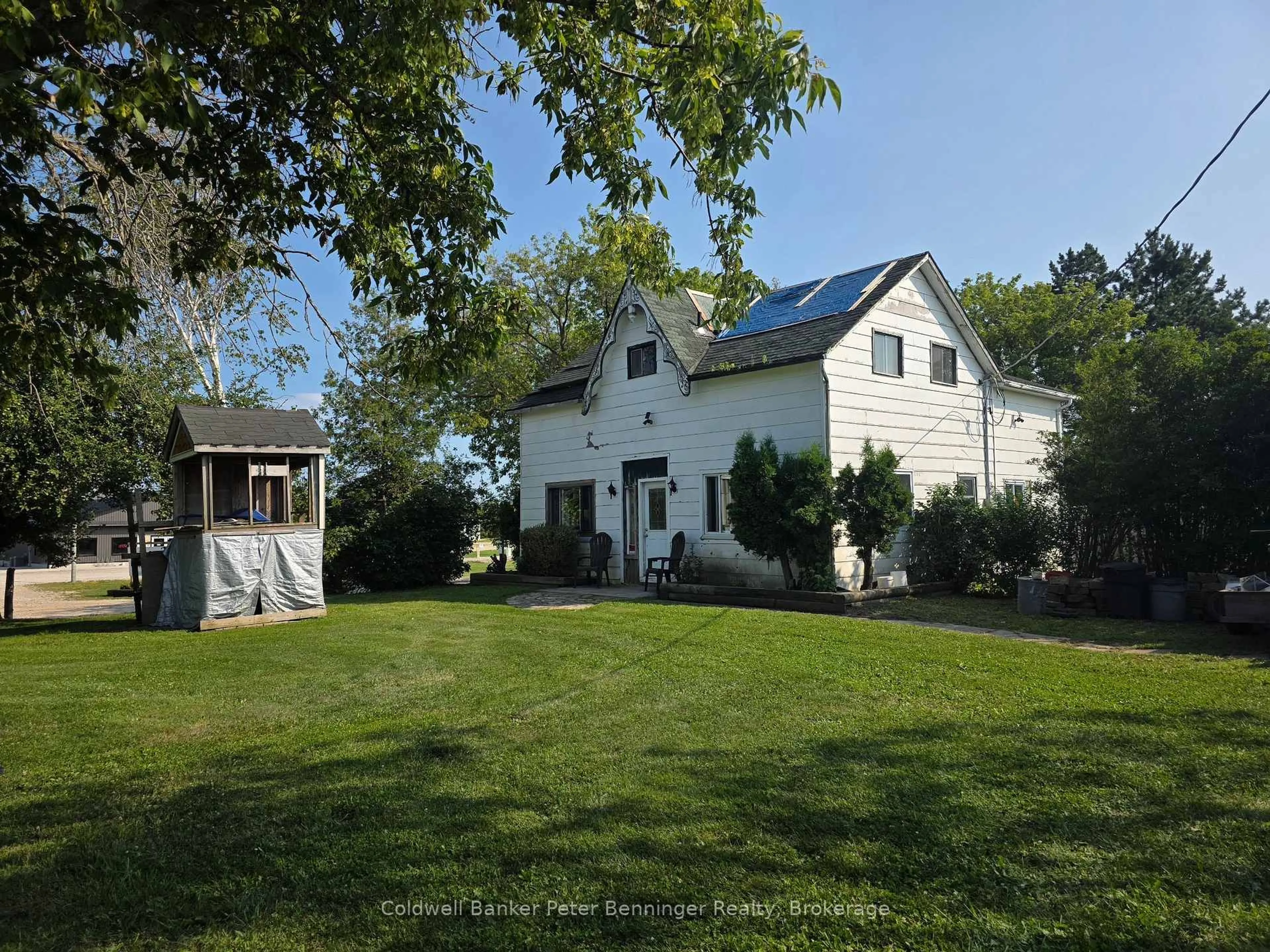 A pic from outside/outdoor area/front of a property/back of a property/a pic from drone, unknown for 2867 Bruce Road 15 Rd, Kincardine Ontario N0G 2T0