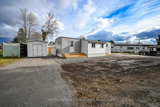 418 NICOLE St, Smiths Falls 3