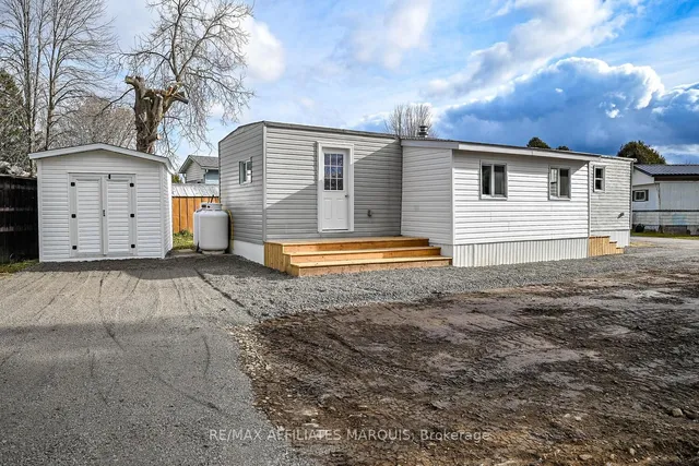 418 NICOLE St, Smiths Falls 4